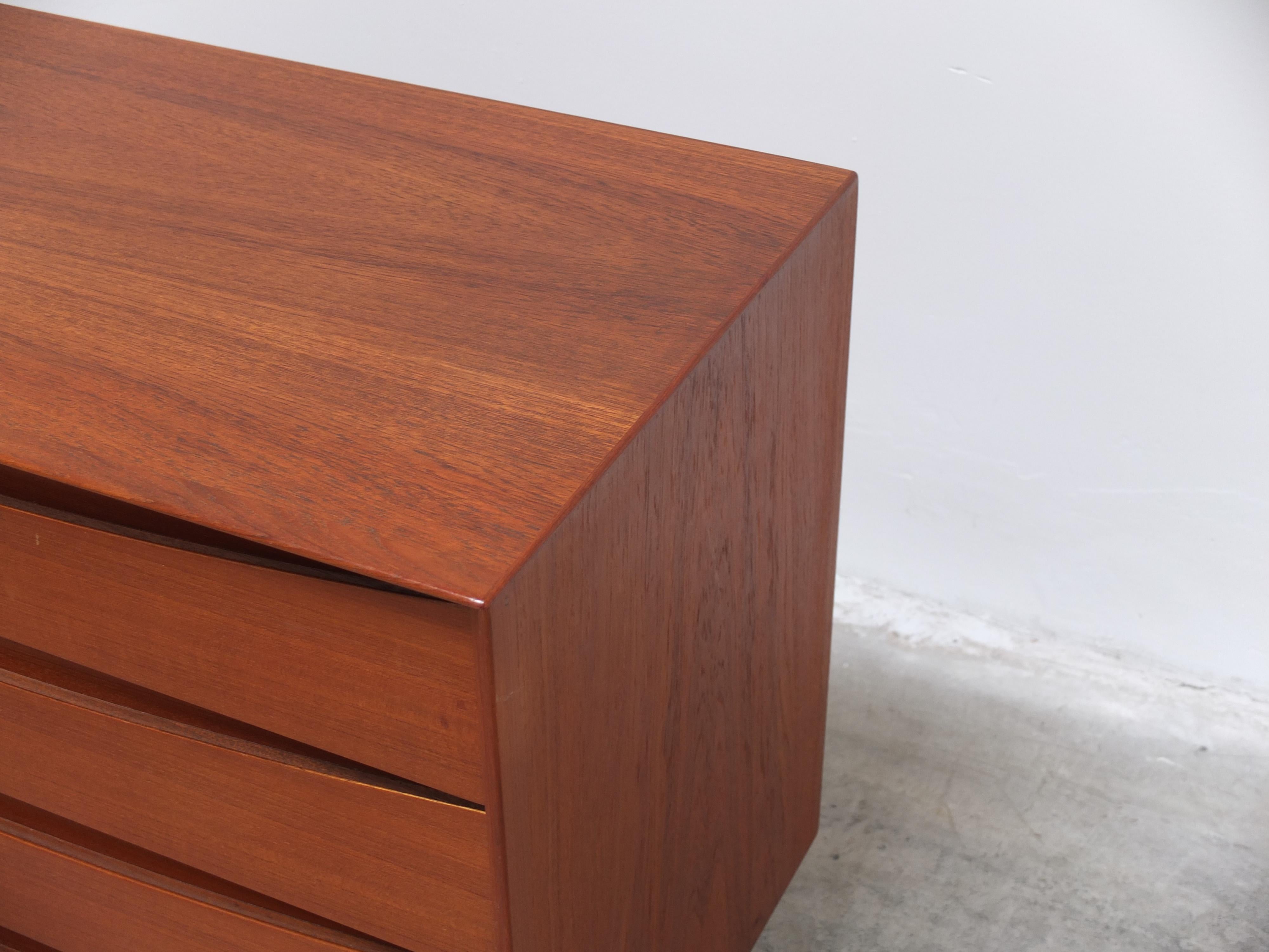 Cassettiera indipendente in teak di Arne Vodder per Sibast, anni '60 in vendita 1