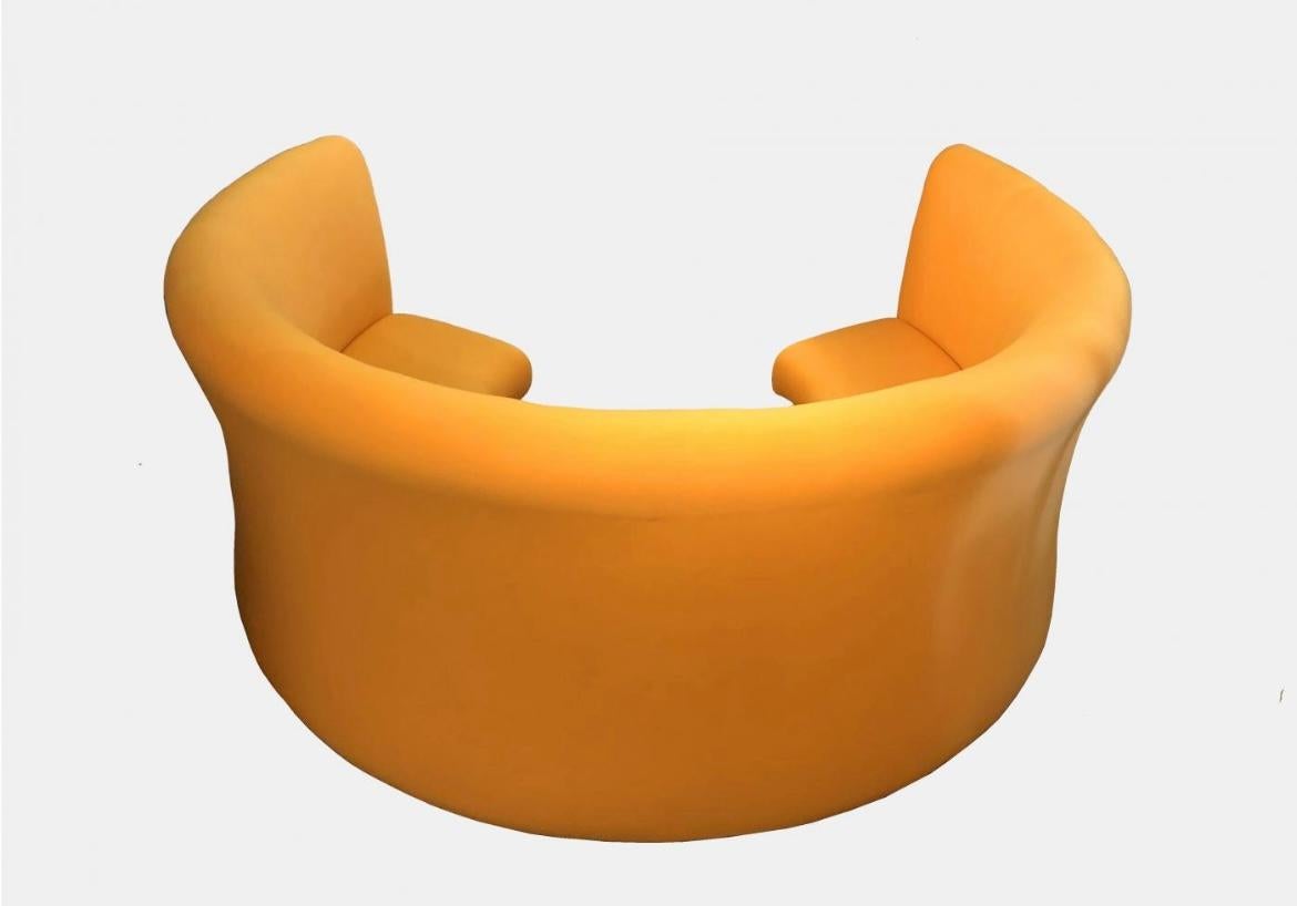 Banquette autoportante, Demi-Lune 