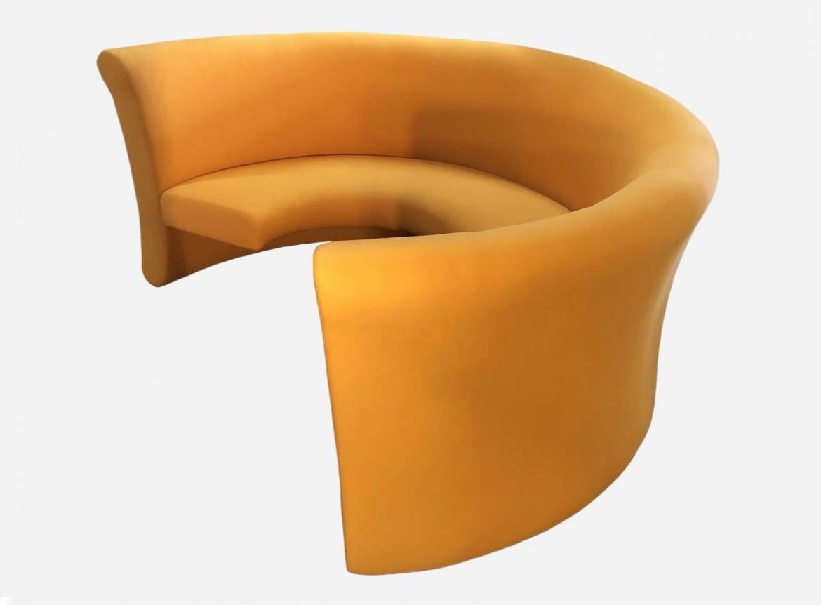 Banquette autoportante, Demi-Lune 