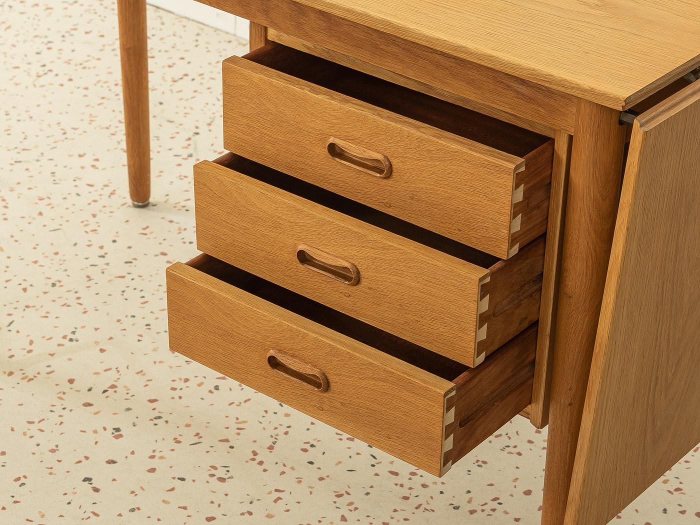 Mid-20th Century Freestanding Desk from the 1960s by Arne Vodder for H. Sigh, Made in Denmark