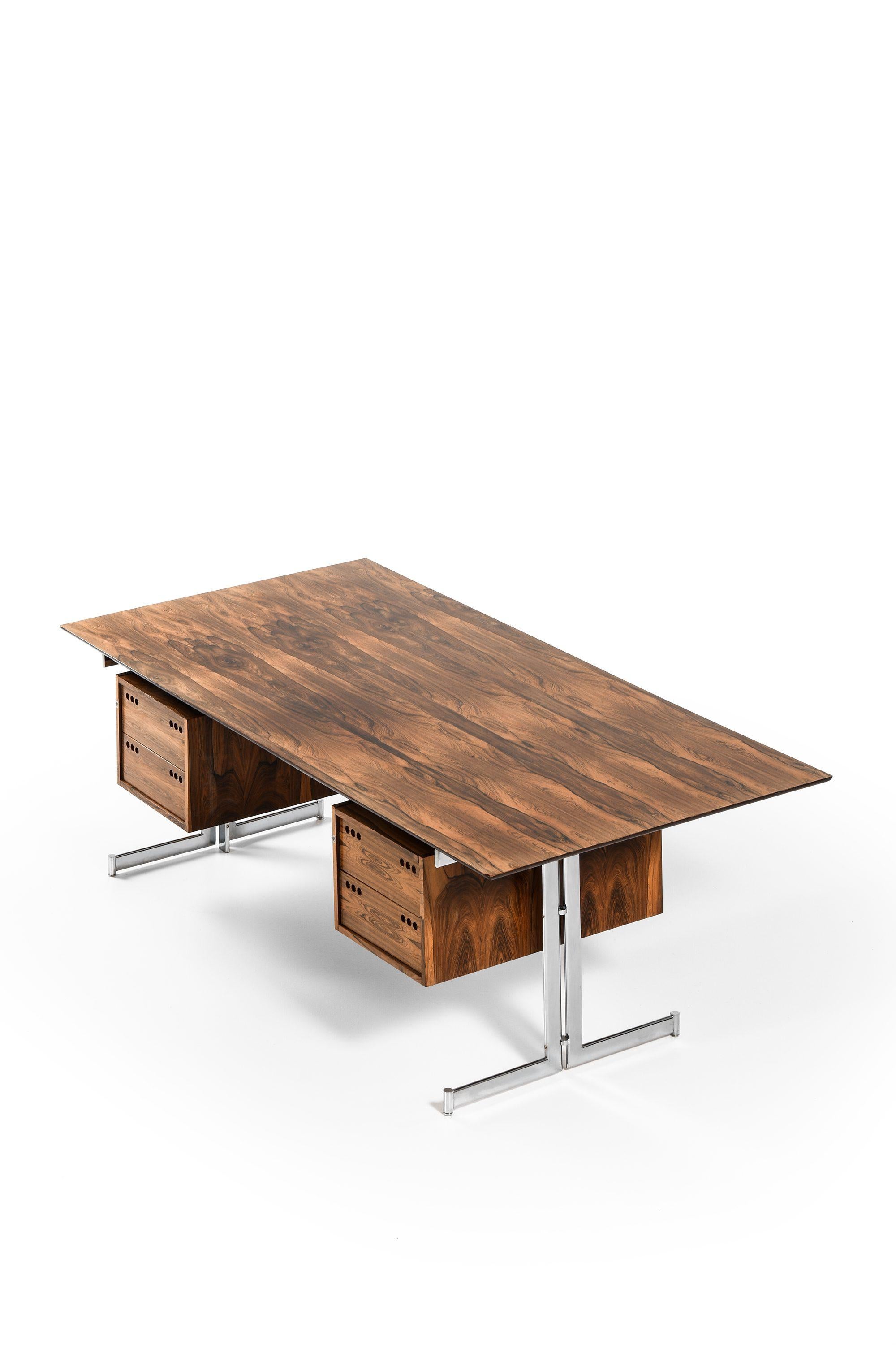 Scandinavian Modern Freestanding Desk in Rosewood and Chromed Steel by Jan Lunde Knudsen, 1960's For Sale