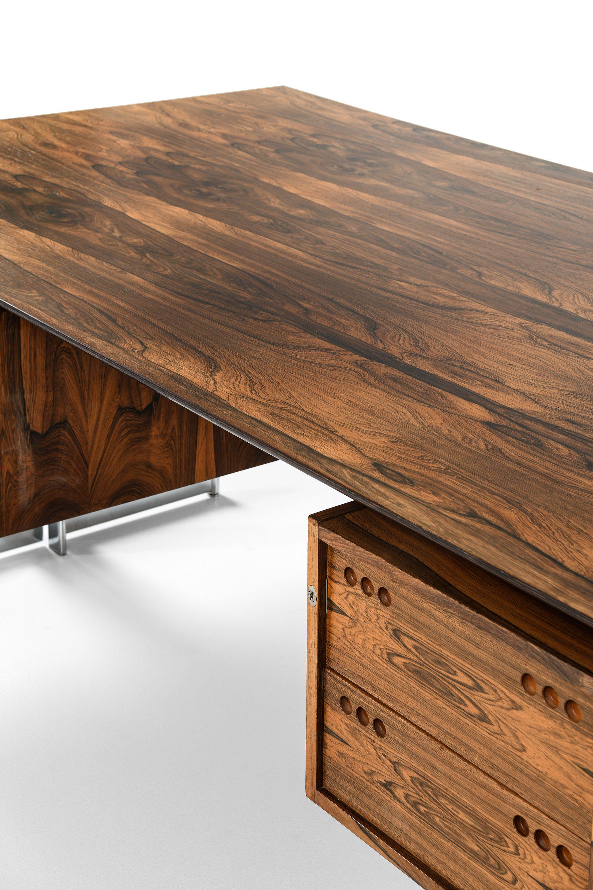 Freestanding Desk in Rosewood and Chromed Steel by Jan Lunde Knudsen, 1960's In Good Condition For Sale In Limhamn, Skåne län