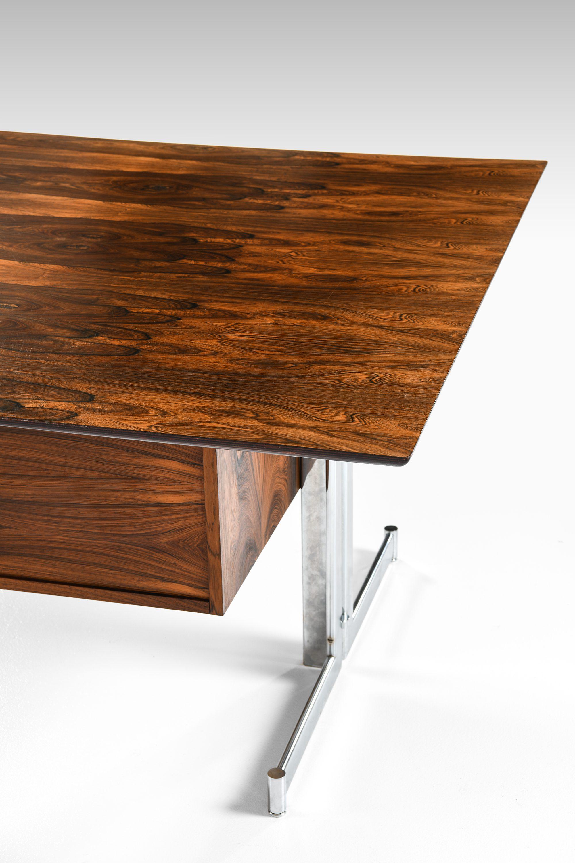 Freestanding Desk in Rosewood and Chromed Steel by Jan Lunde Knudsen, 1960's For Sale 2