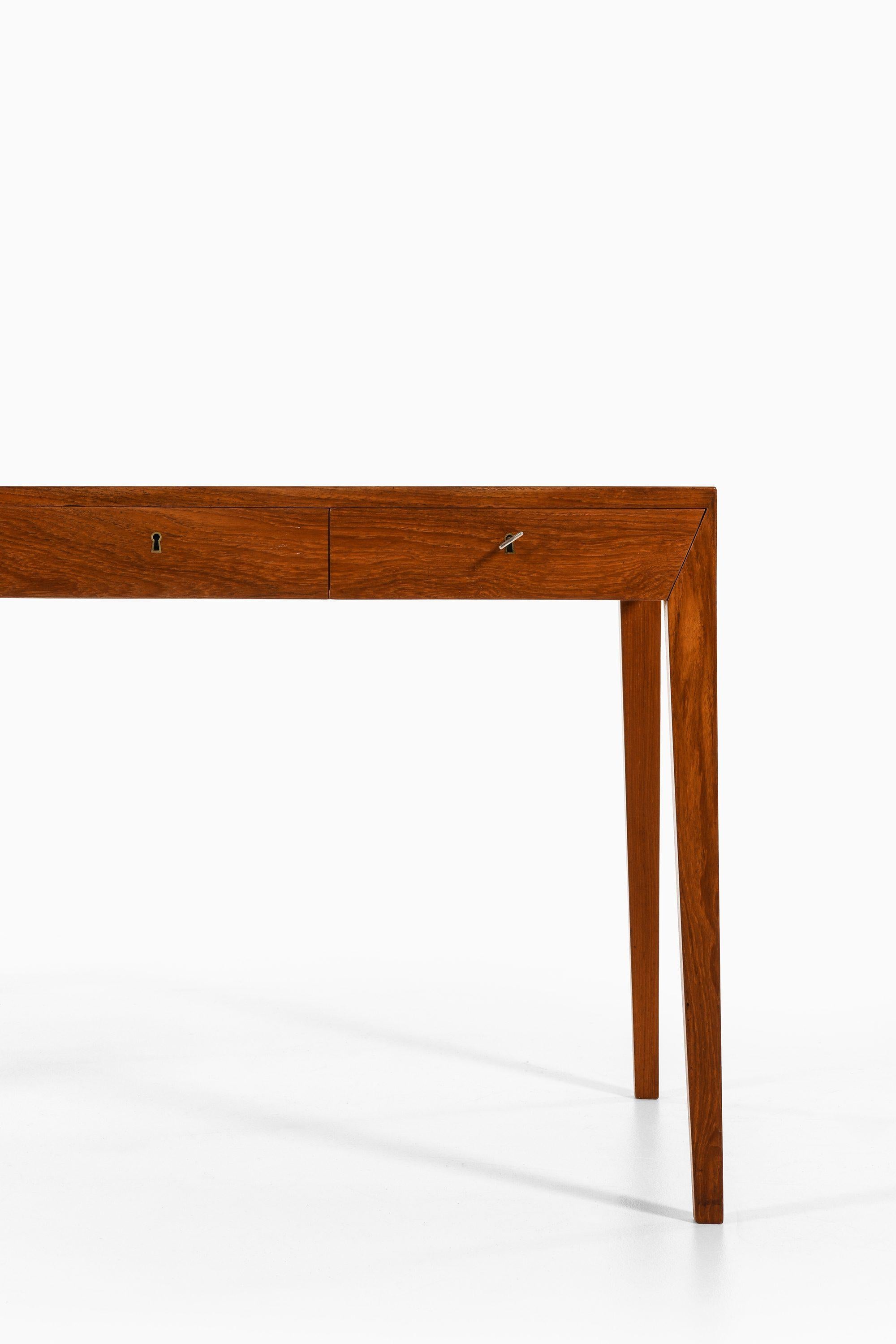 Bureau autoportant en teck par Severin Hansen, années 1950 Bon état - En vente à Limhamn, Skåne län