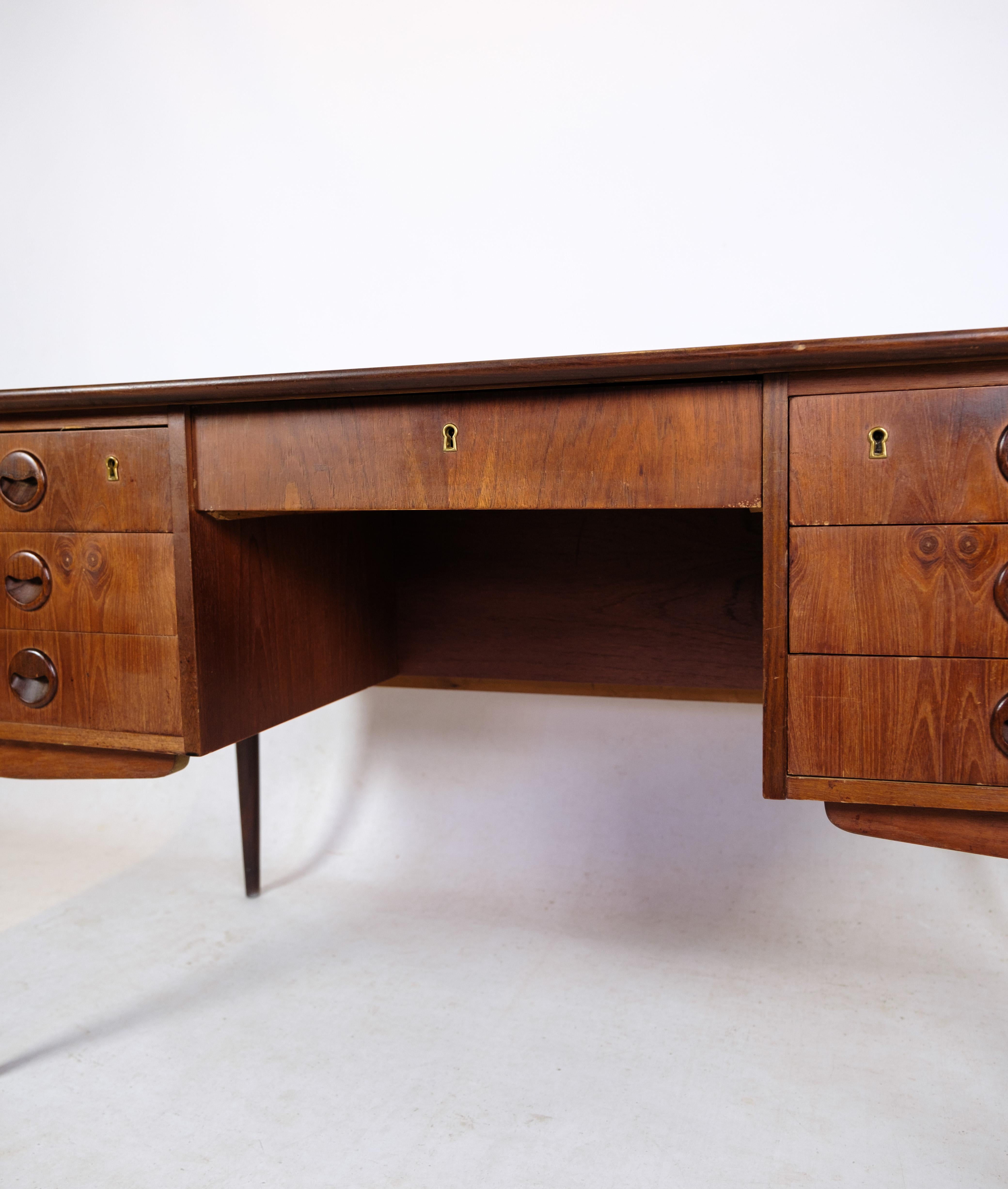 Freestanding Desk Teak wood Danish Design, Denmark 1960 For Sale 1