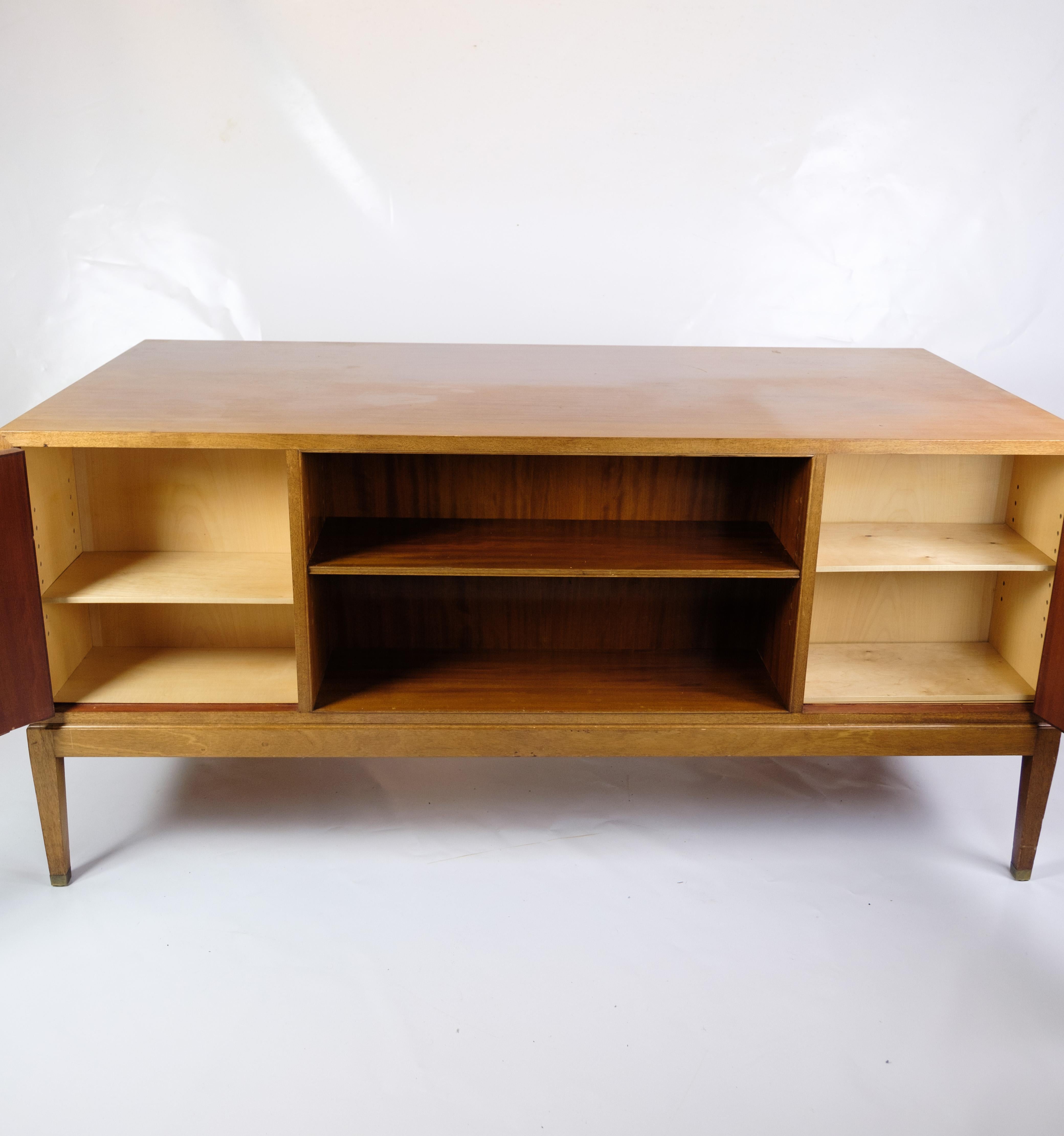 Freestanding Diplomat Desk Made In Mahogany By Fritz Henningsen From 1930s For Sale 4