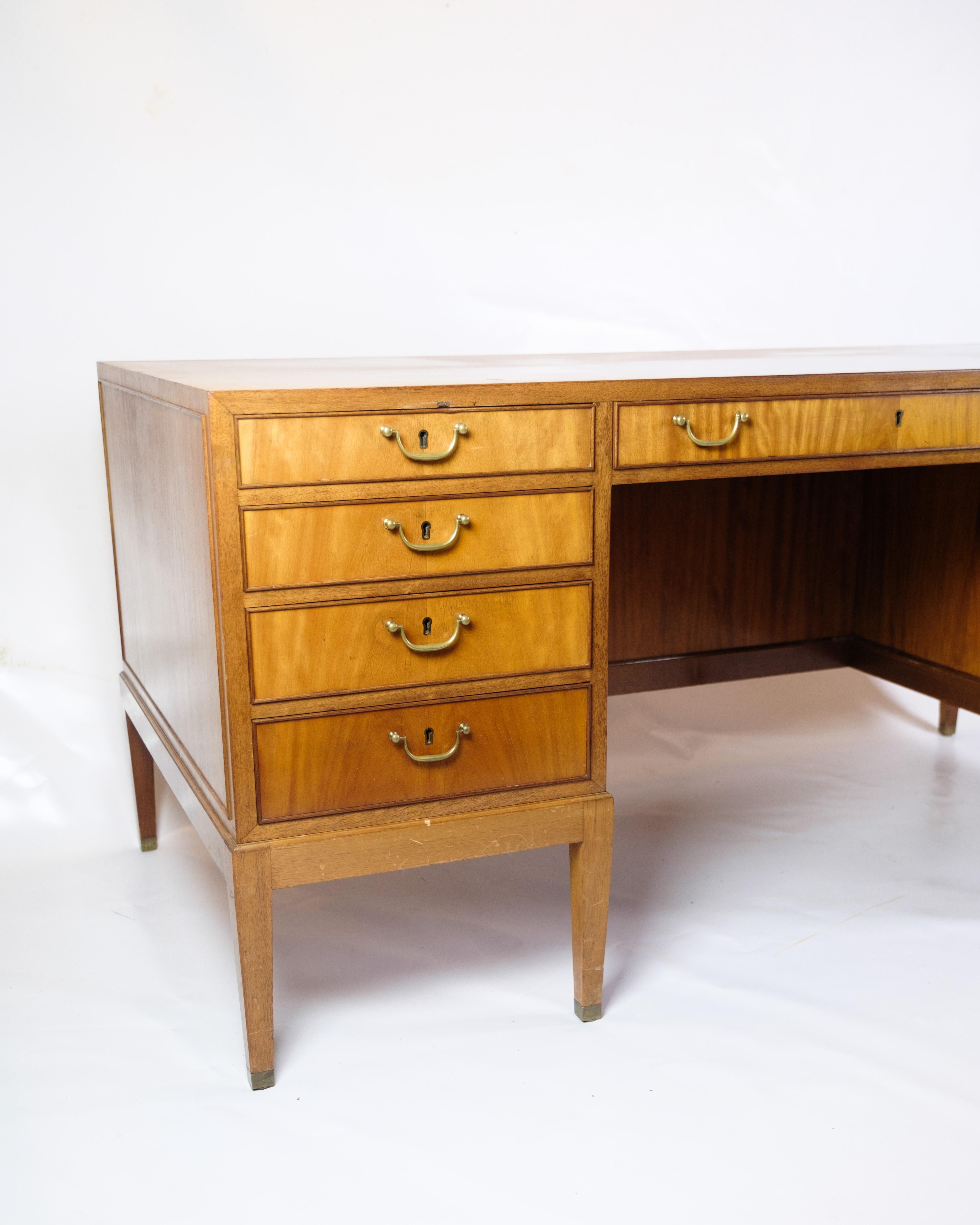 Freestanding Diplomat Desk Made In Mahogany By Fritz Henningsen From 1930s For Sale 8