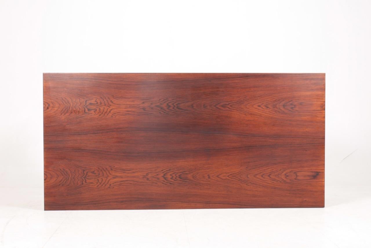 Freestanding Midcentury Desk in Rosewood, Designed by Ejgil Petersen, 1960s For Sale 6