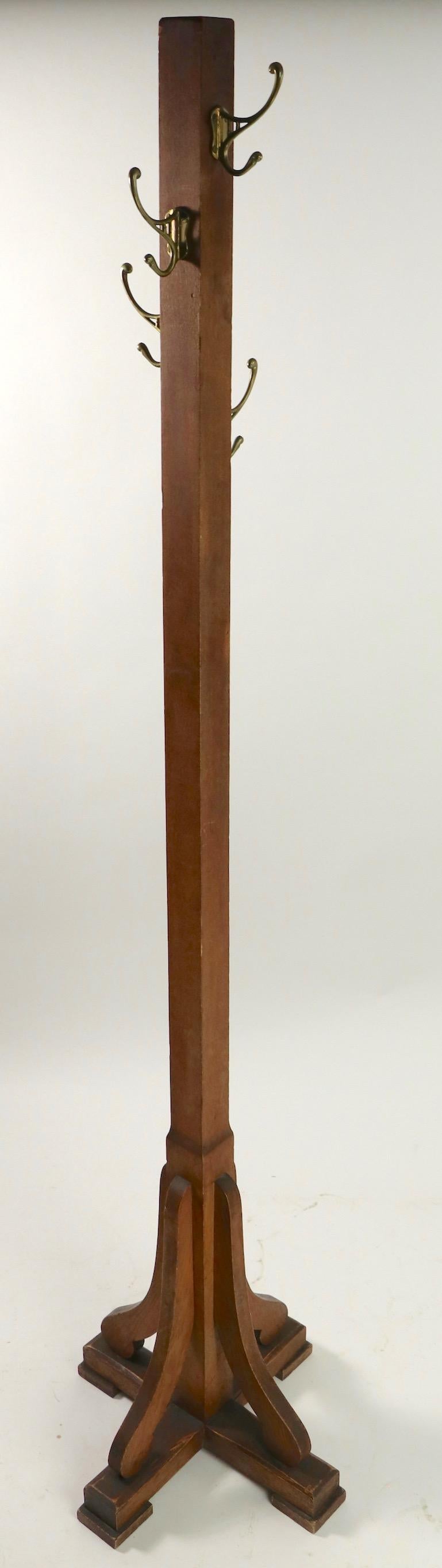 Freestanding Oak Coat Tree Stand 1