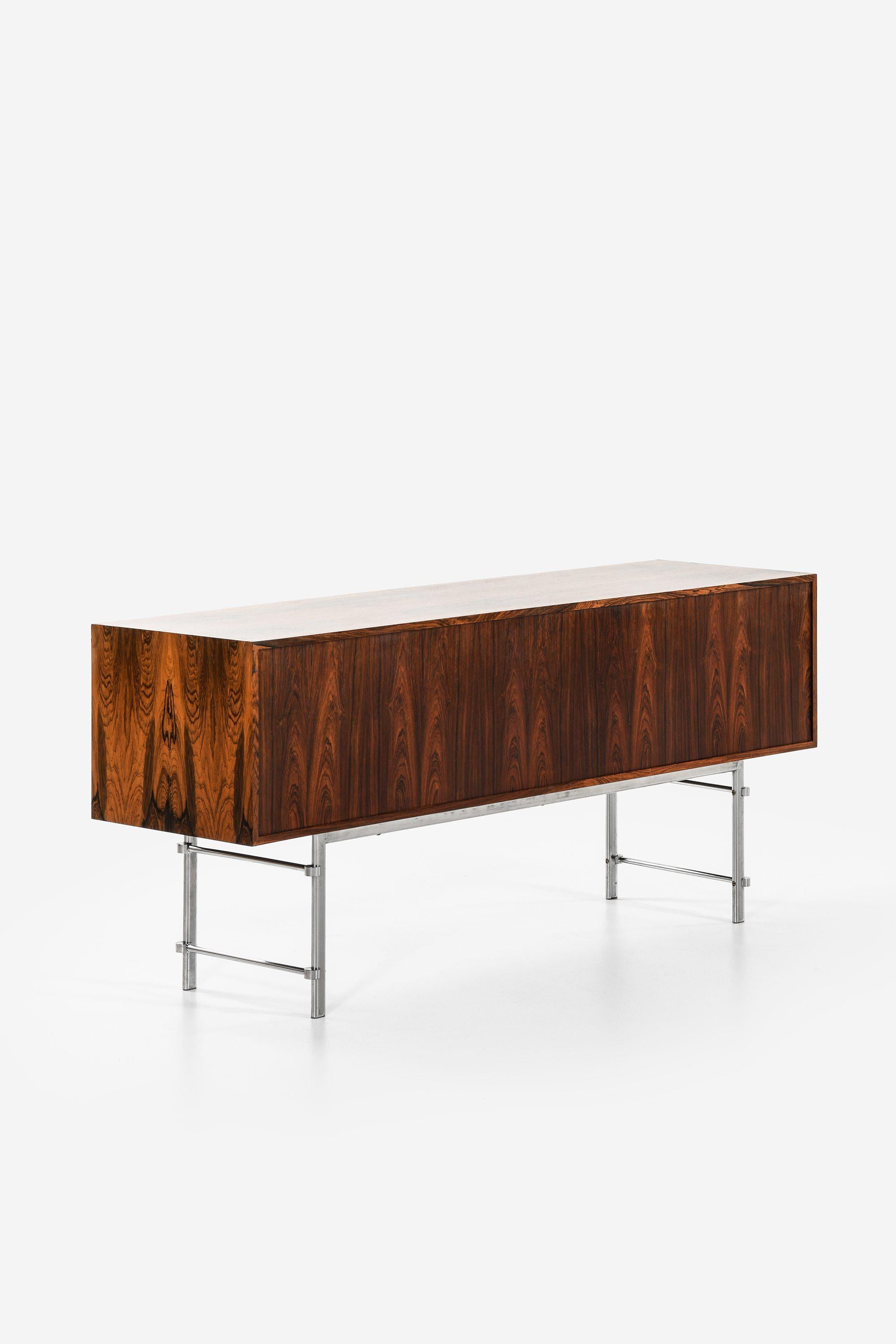 Scandinavian Modern Freestanding Sideboard in Rosewood and Chromed Steel by Jan Lunde Knudsen For Sale