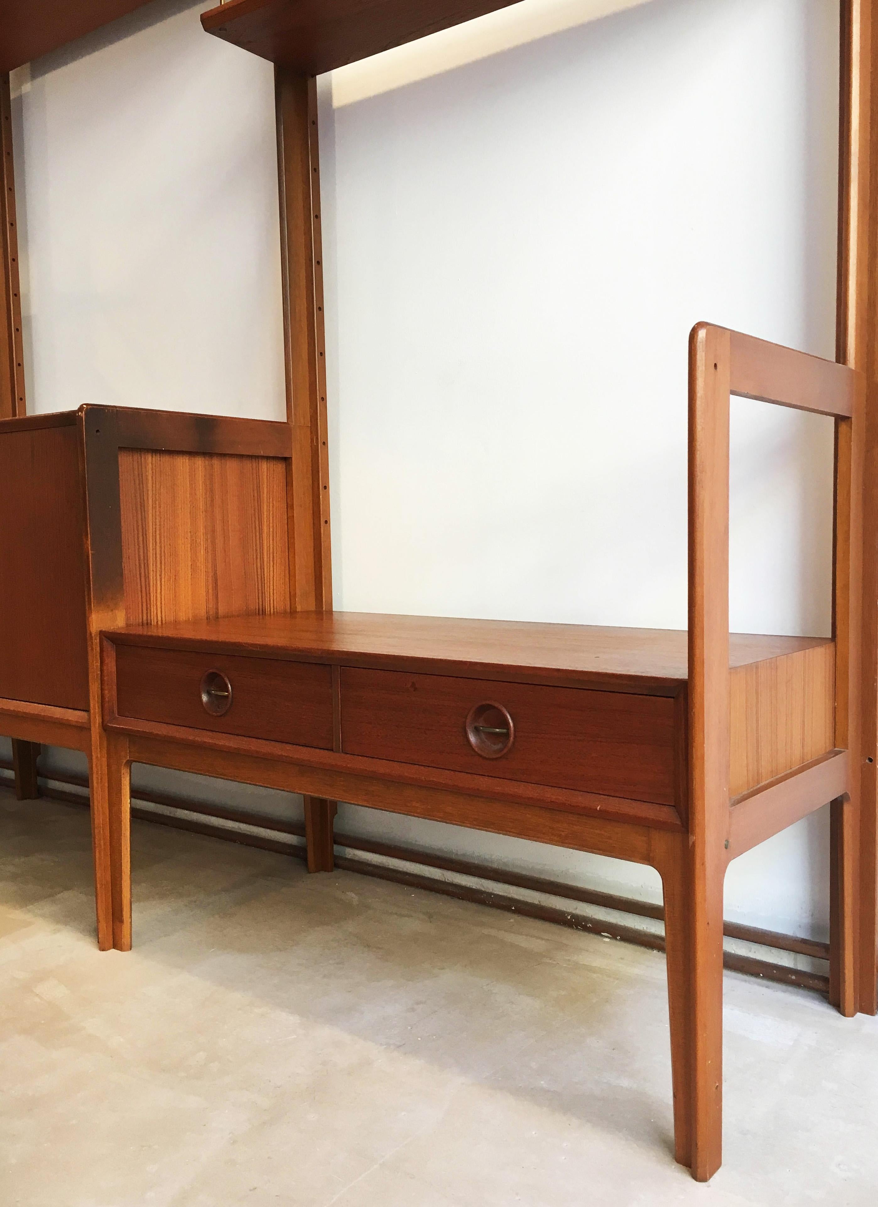 Freestanding teak wall unit by Fredrik A. Kayser for Gustav Bahus, Norway, 1960s For Sale 4