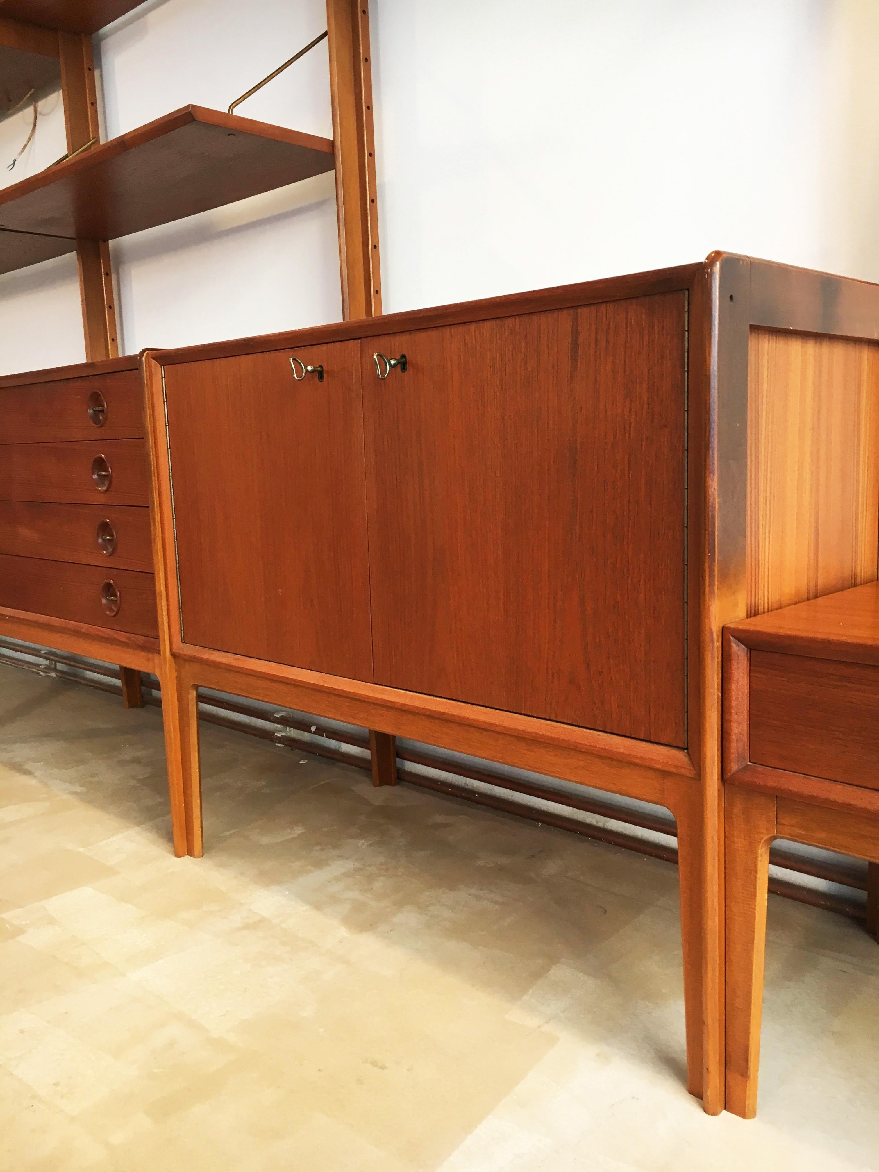 Freestanding Teak Wall Unit by Fredrik A. Kayser for Gustav Bahus, Norway, 1960s For Sale 4