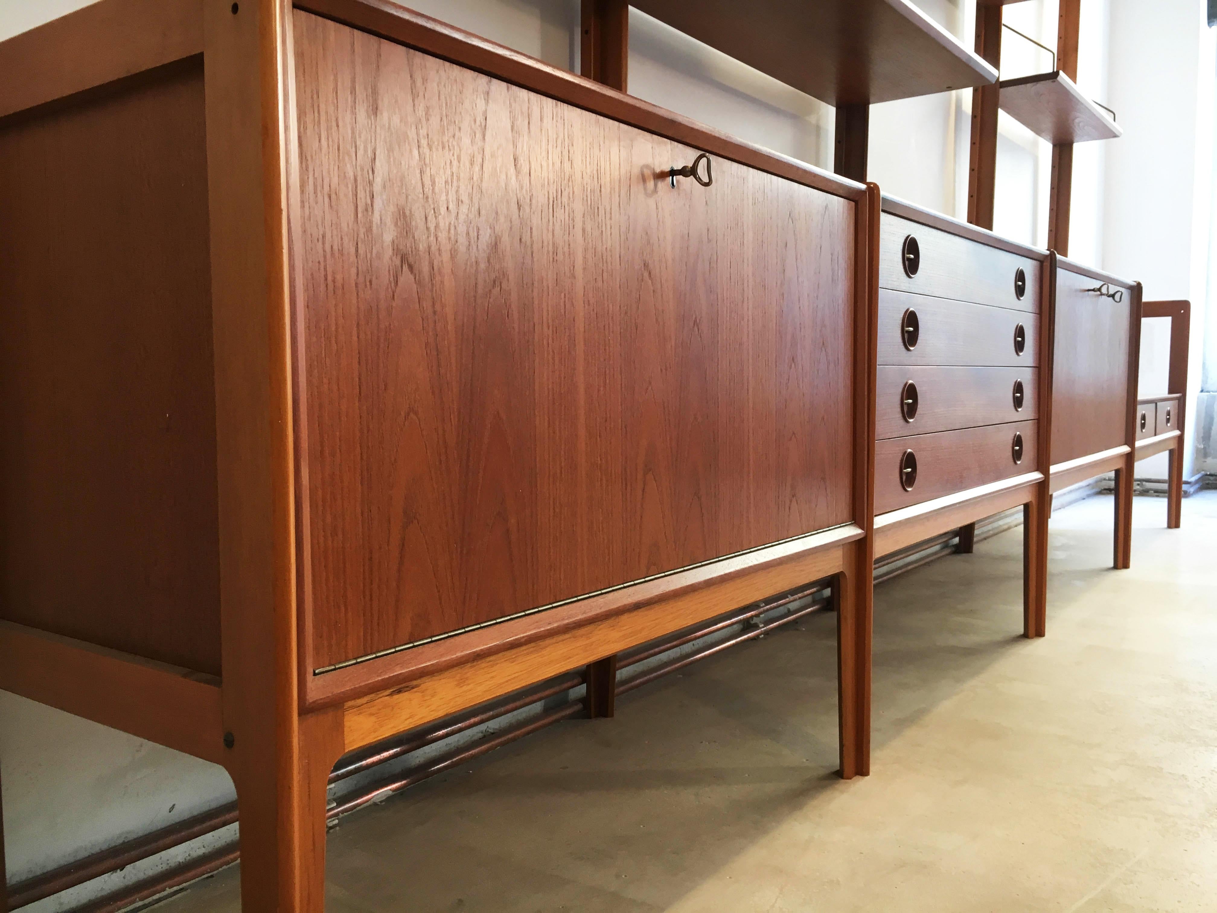 Freestanding Teak Wall Unit by Fredrik A. Kayser for Gustav Bahus, Norway, 1960s For Sale 7