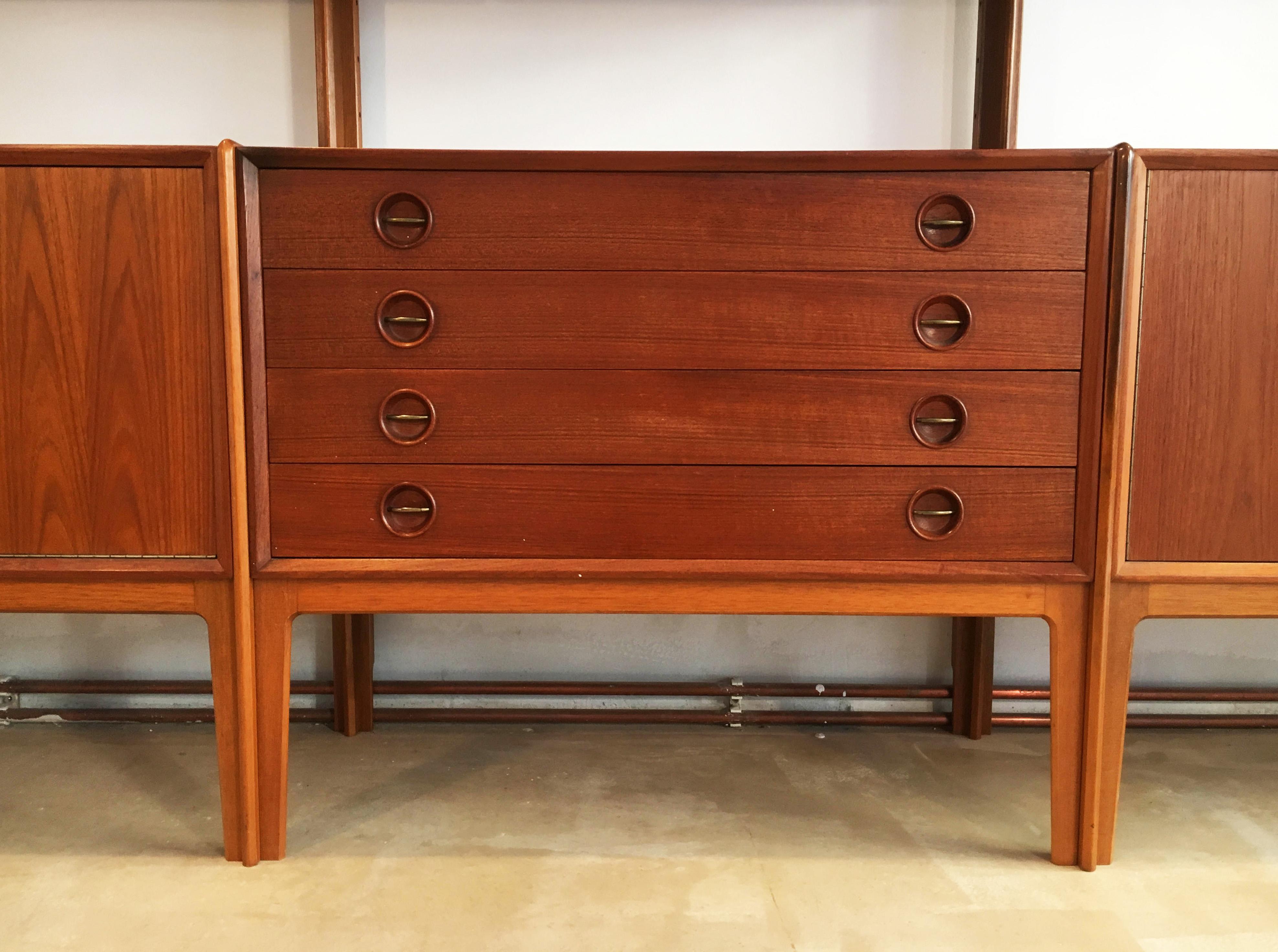 Freestanding Teak Wall Unit by Fredrik A. Kayser for Gustav Bahus, Norway, 1960s For Sale 9