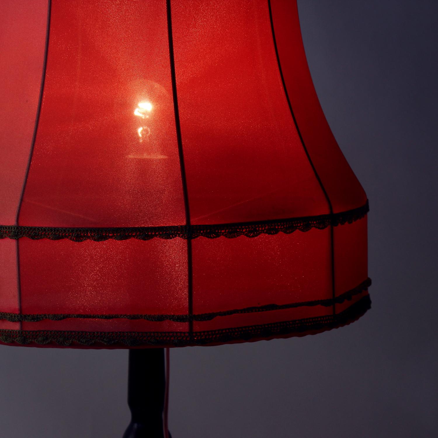 Lampadaire Vintage By avec abat-jour original en tissu rose, Tchécoslovaquie en vente 3