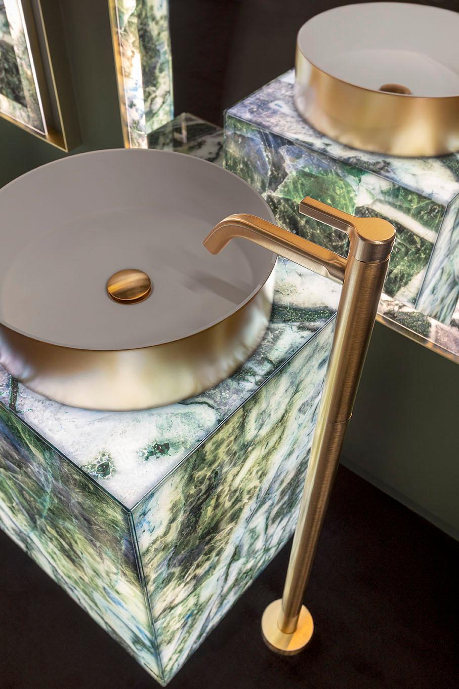 Freestanding Washbasin Solid Surface Metal Finish Backlit Customizable For Sale 1