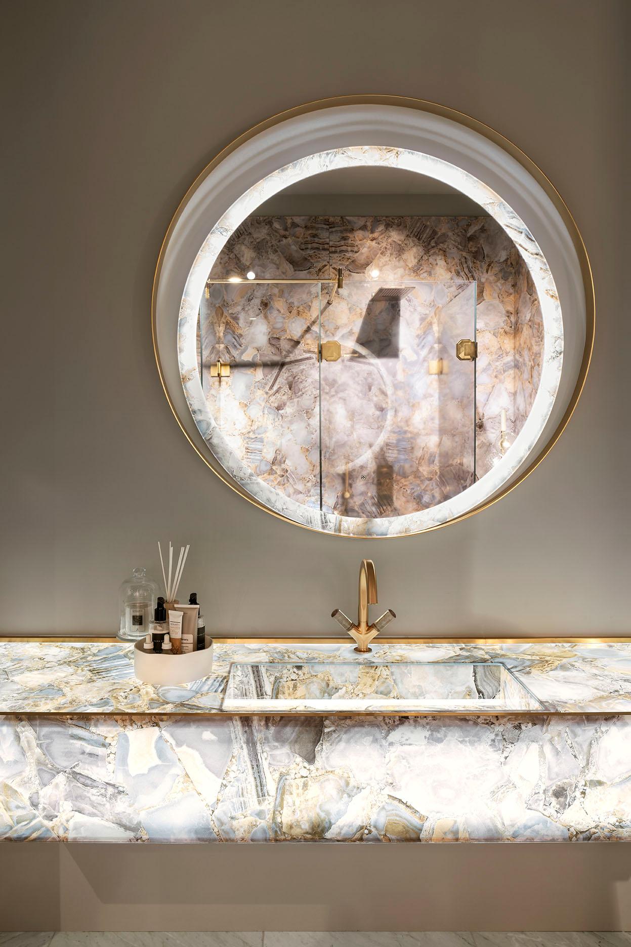 Freestanding Washbasin Solid Surface Metal Finish Backlit Customizable For Sale 1