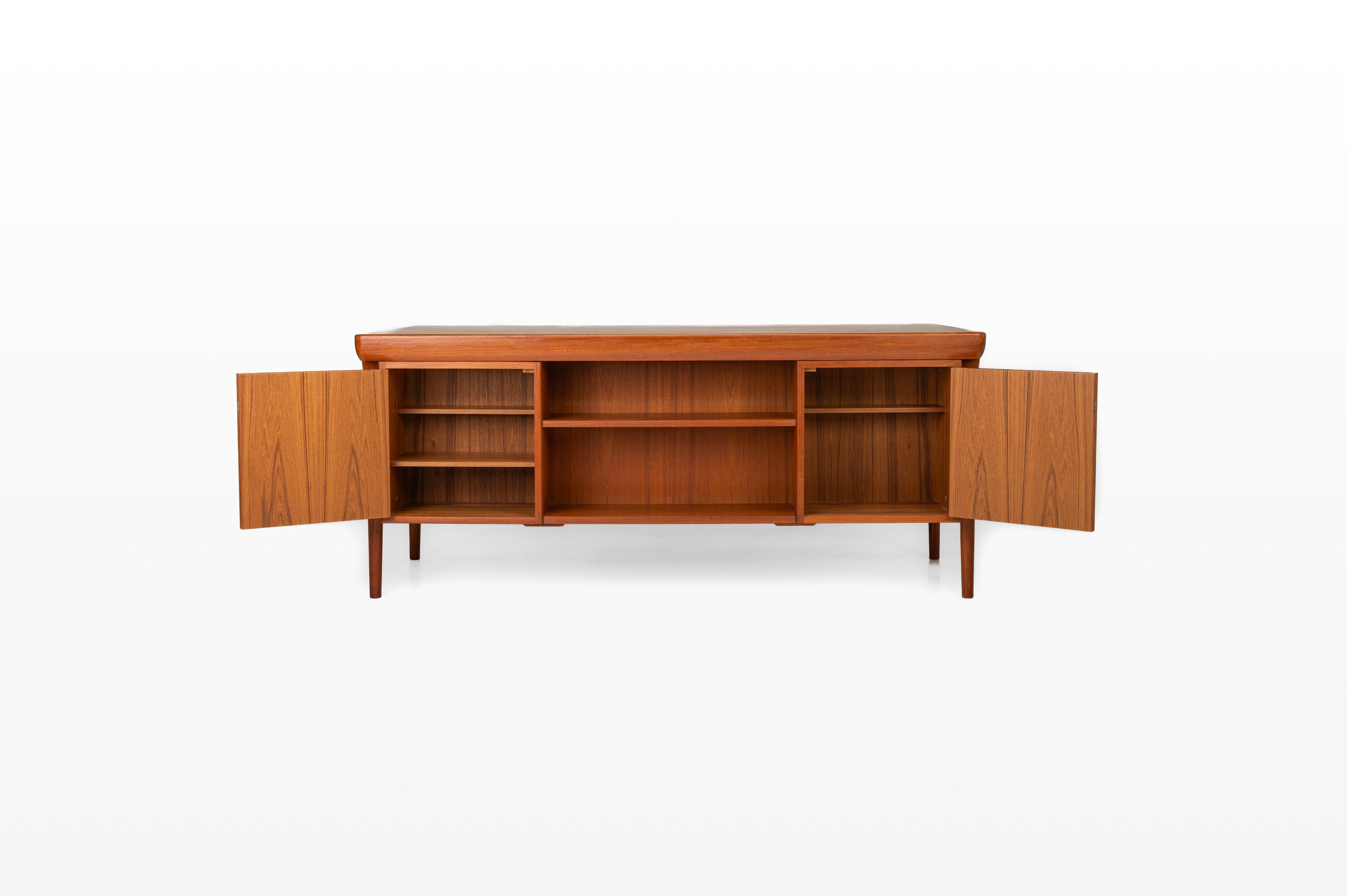 Freestanding Writing Desk by Ib Kofod Larsen for Faarup Møbelfabrik For Sale 6