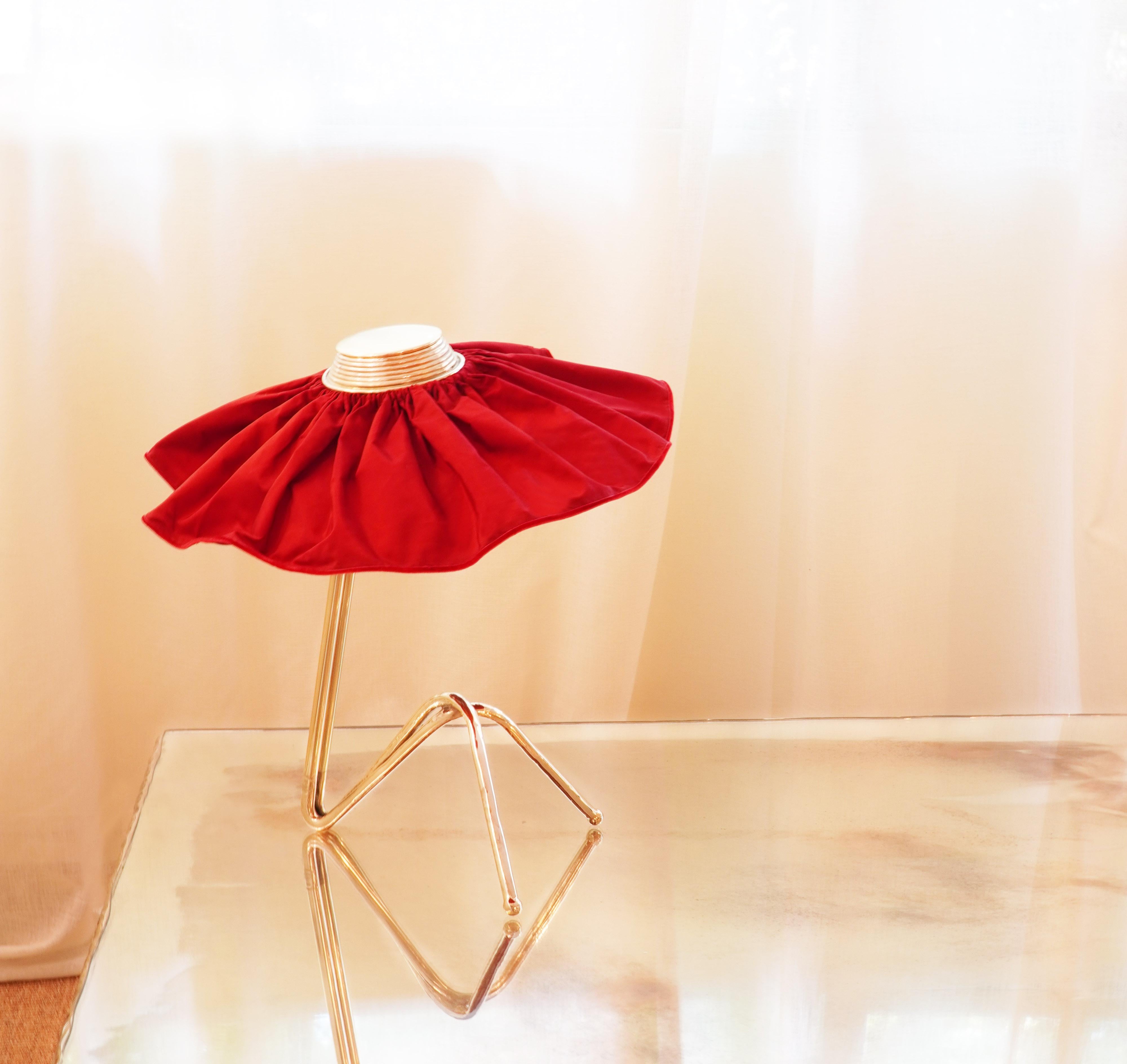 Freevolle Sculpture Table Lamp, cast melted Brass Body, red passion Taffeta 1