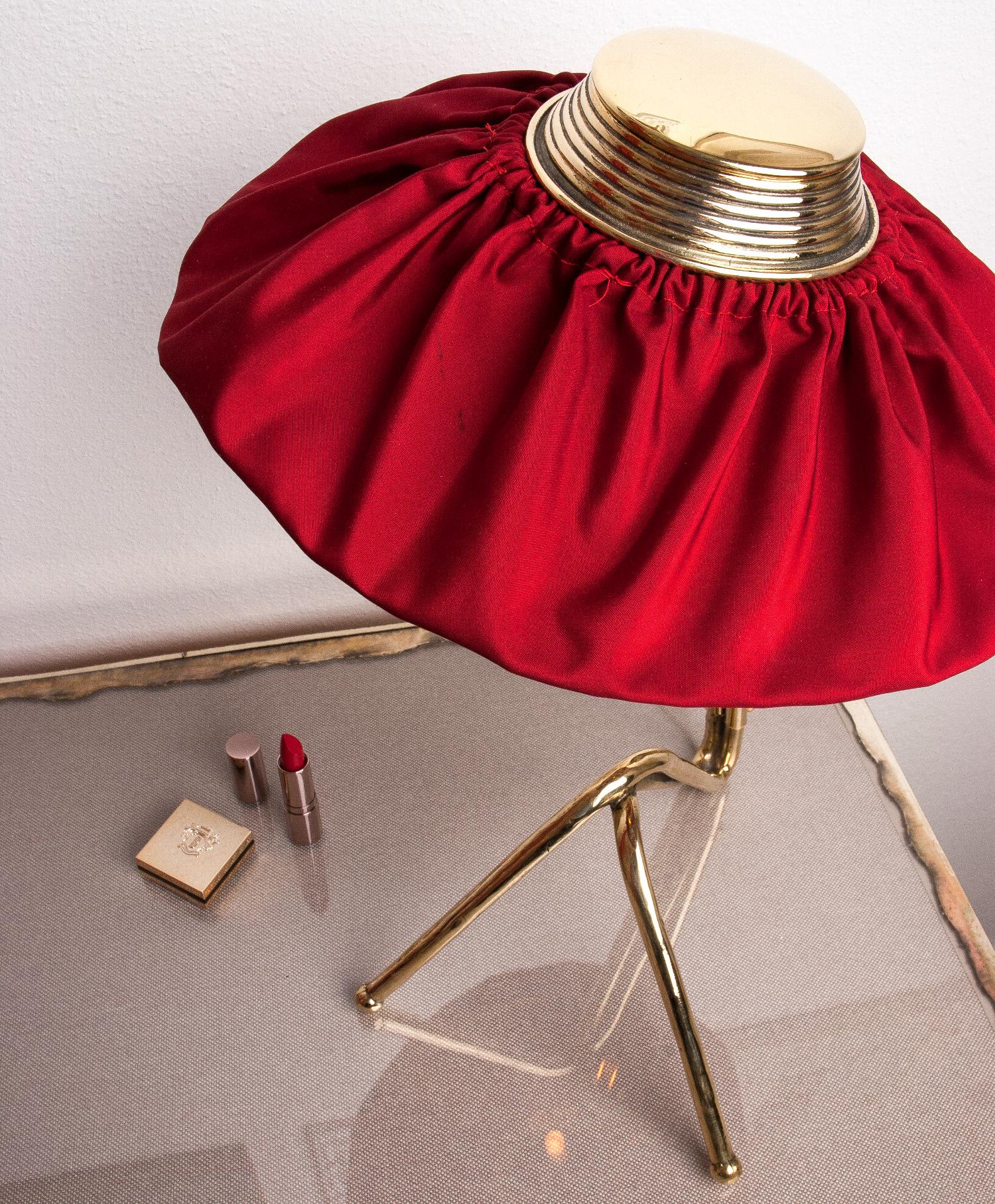 Freevolle Sculpture Table Lamp, cast melted Brass Body, red passion Taffeta 2