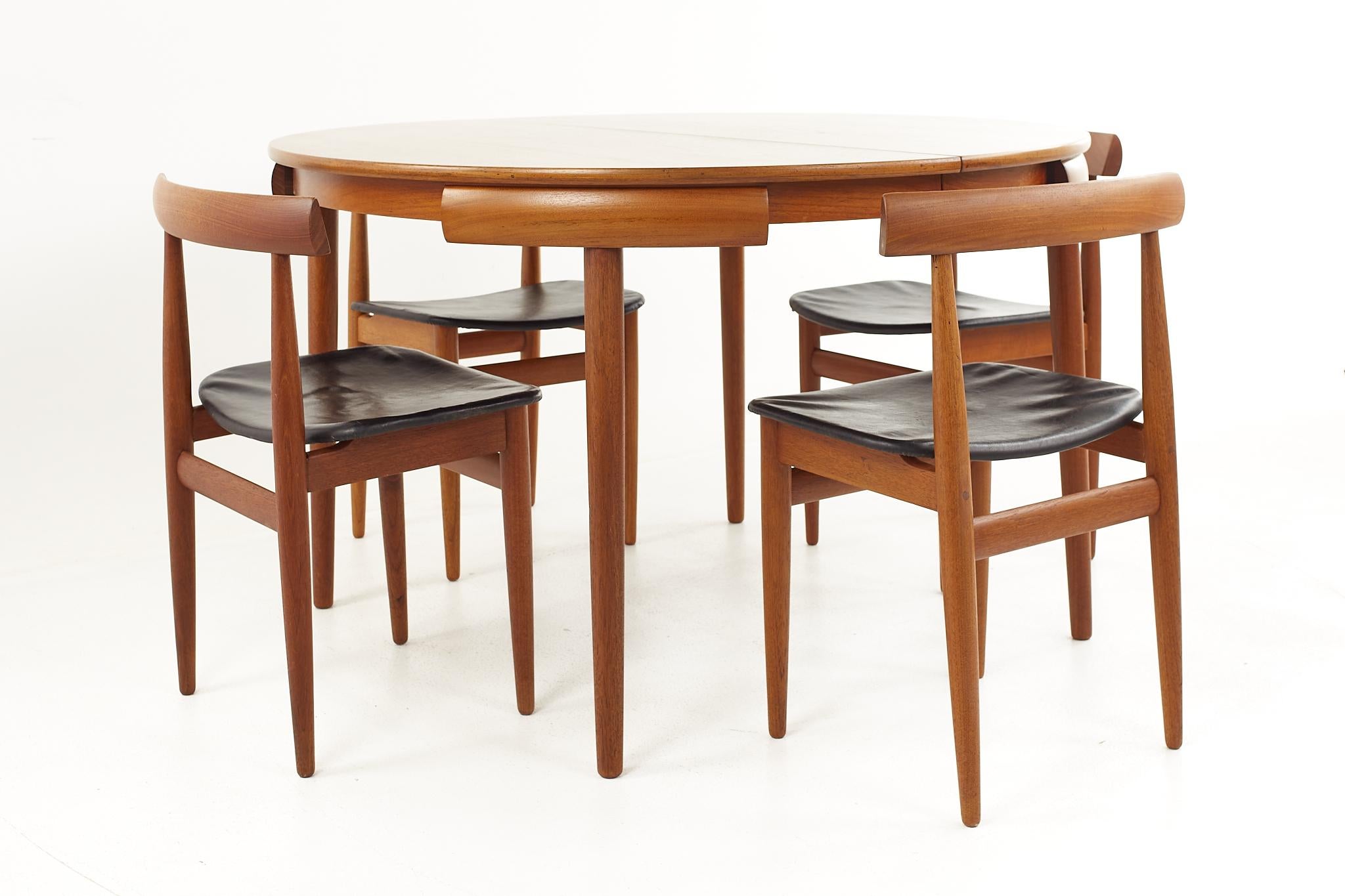 Mid-Century Modern Frem Rojle Mid-Century Teak Hidden Leaf Dining Table with 6 Nesting Chairs