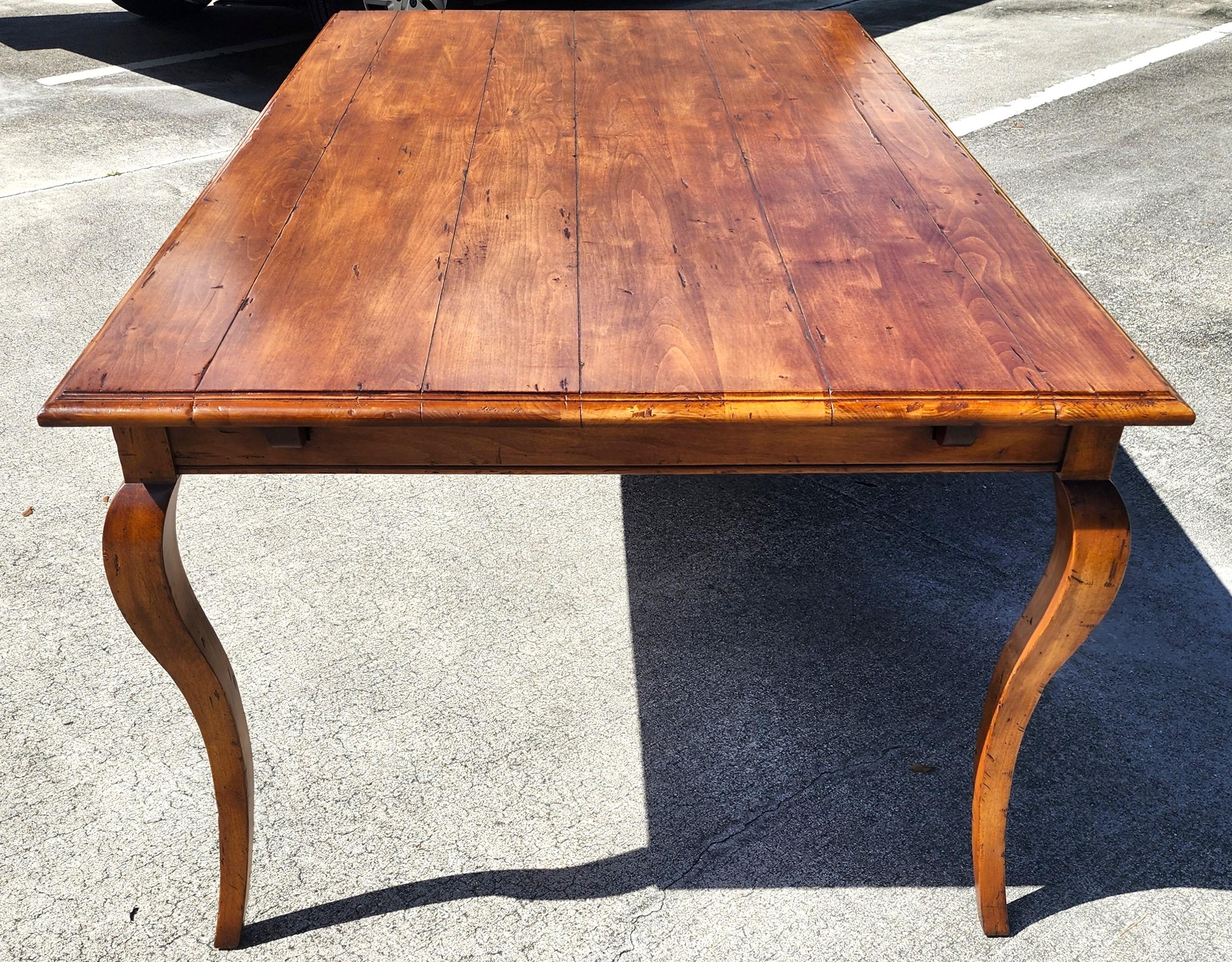 Fremarc Designs French Country Dining Table & 6 Chairs (Expandable) in vendita 1