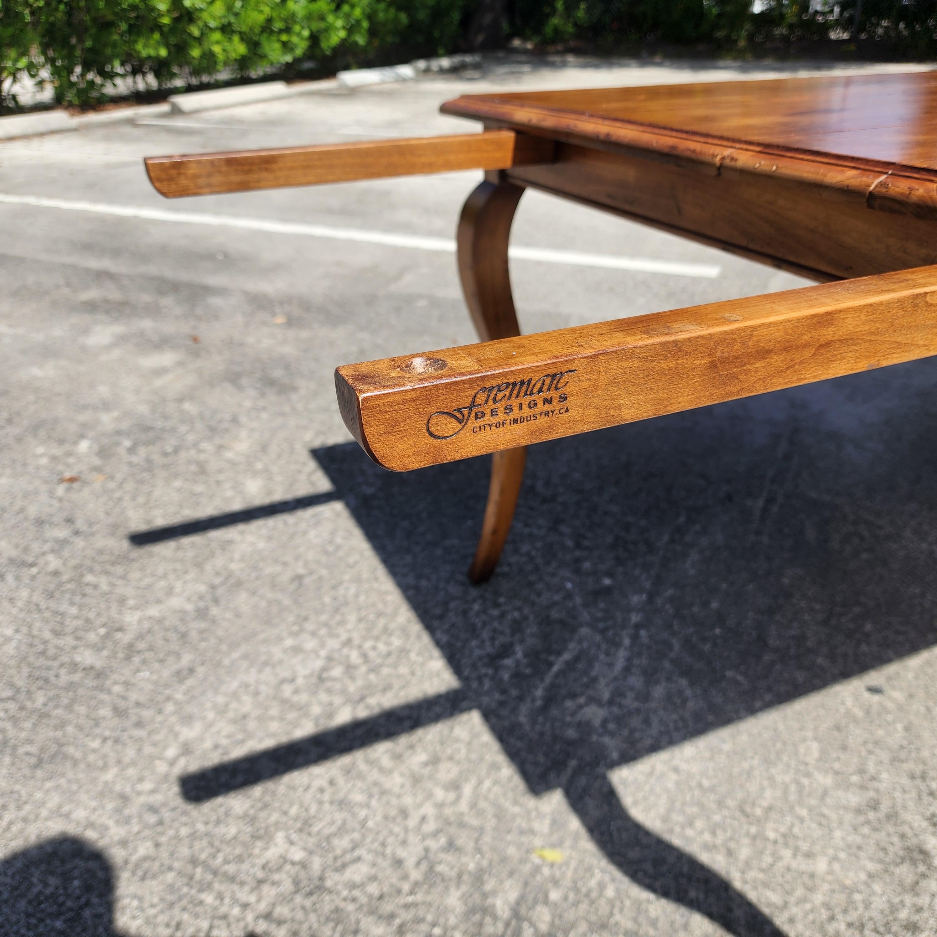 Fremarc Designs French Country Dining Table (Extendable) in vendita 1