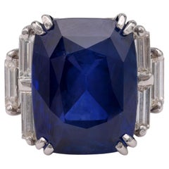 Vintage French 15.49 Carat Sapphire Diamond White Gold Ring