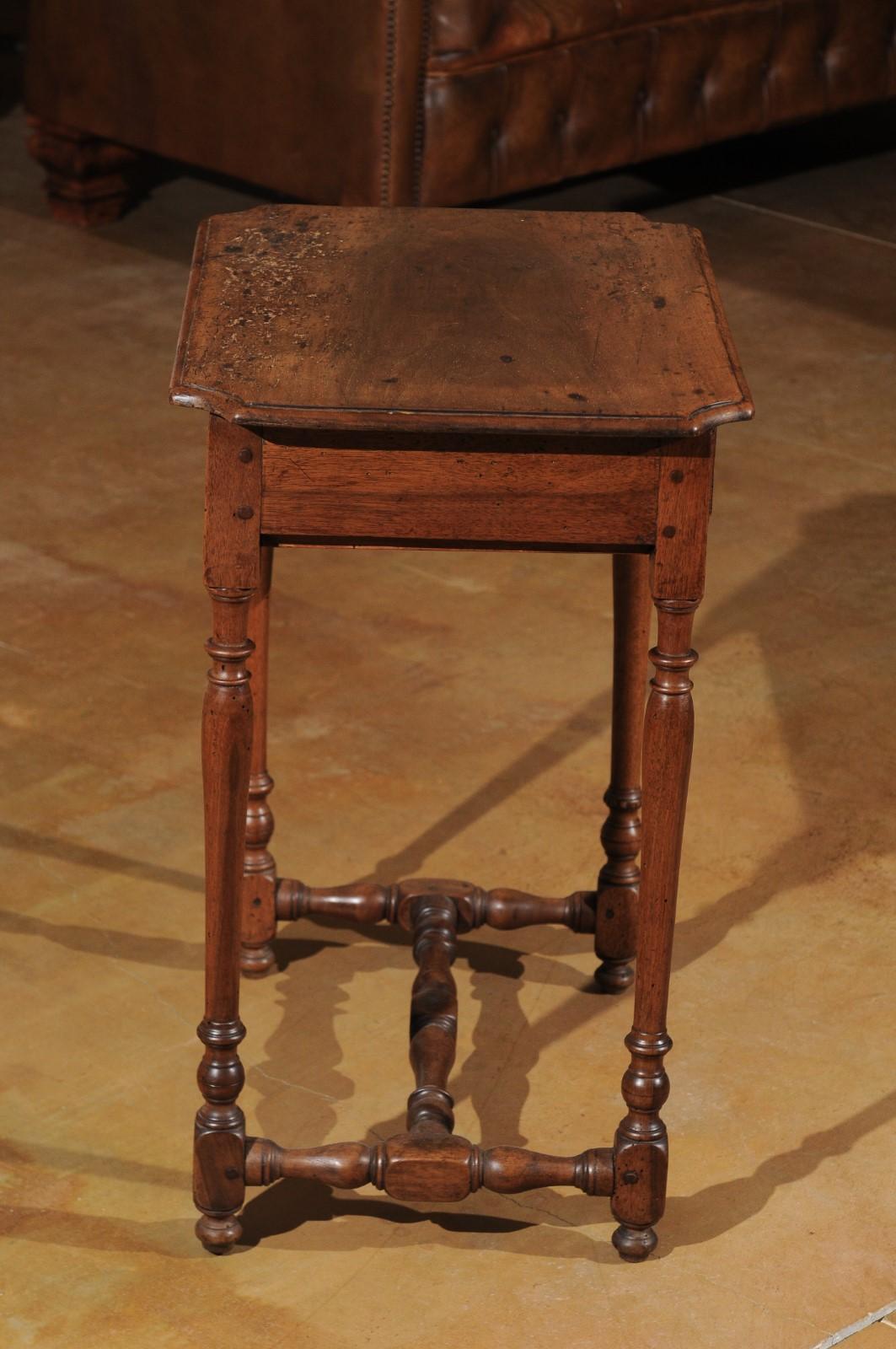 French 1680s Louis XIII Style Carthusian Walnut Side Table with Turned Legs 3