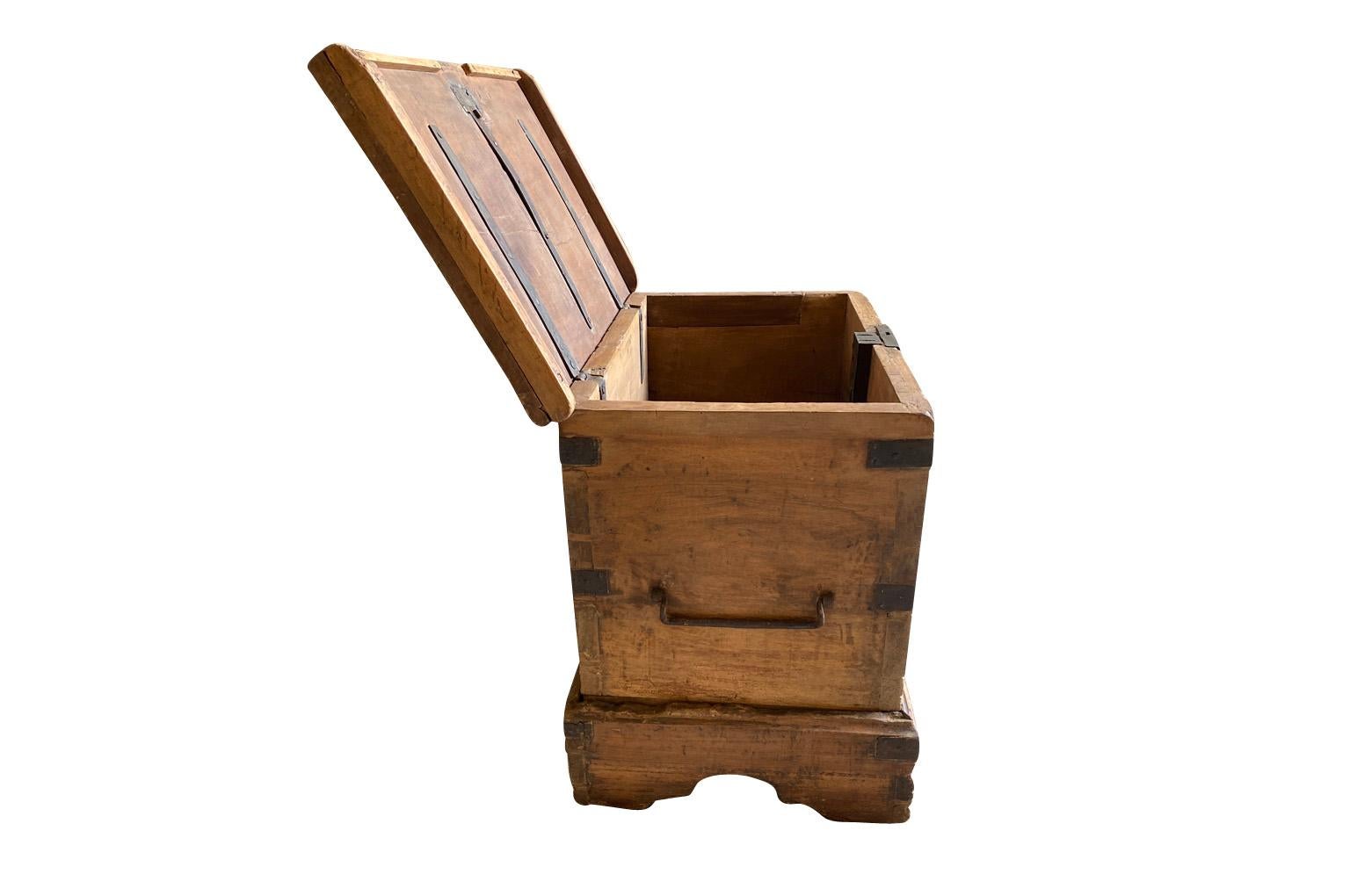 French 16th Century Coffre, Trunk For Sale 3