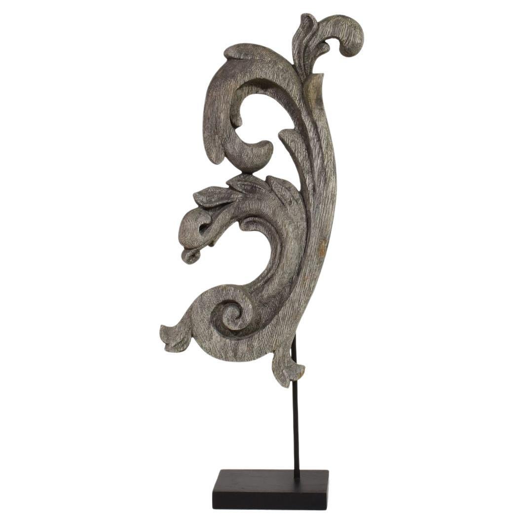 French 17/ 18th Century  Hand Carved Oak Baroque Curl Ornament For Sale