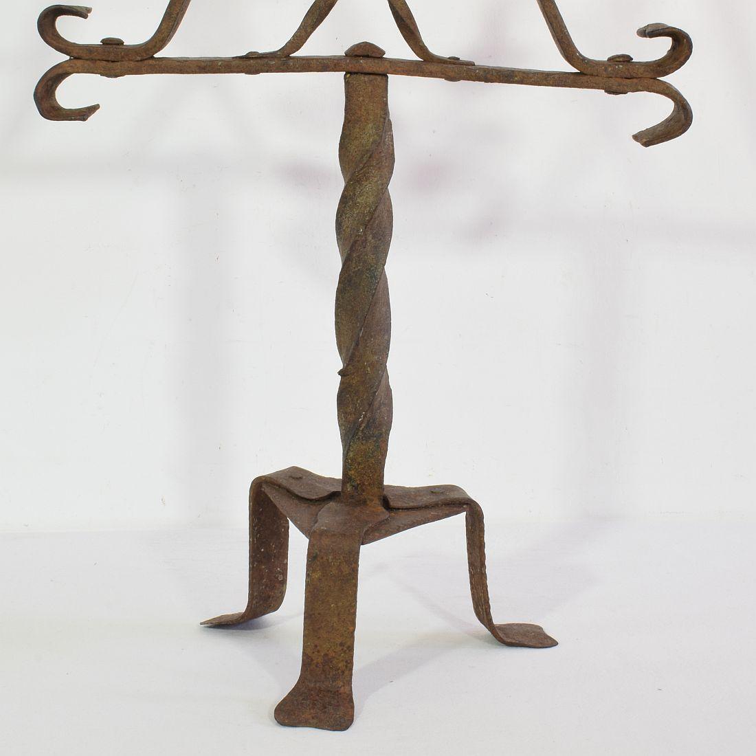 French 17/18th Century Hand Forged Iron Candleholder For Sale 5