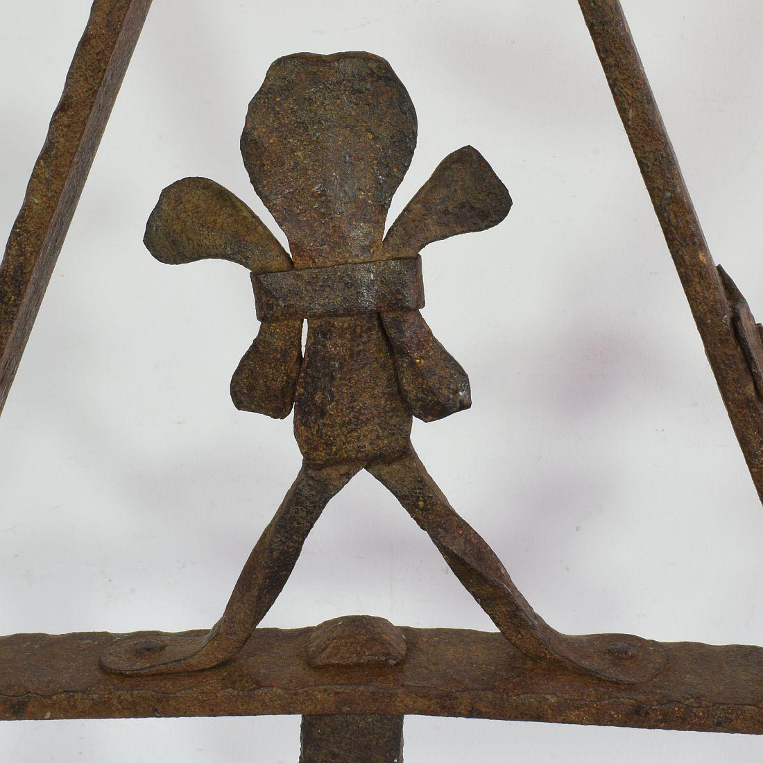 Chandelier français en fer forgé à la main du XVIIe au XVIIIe siècle en vente 5