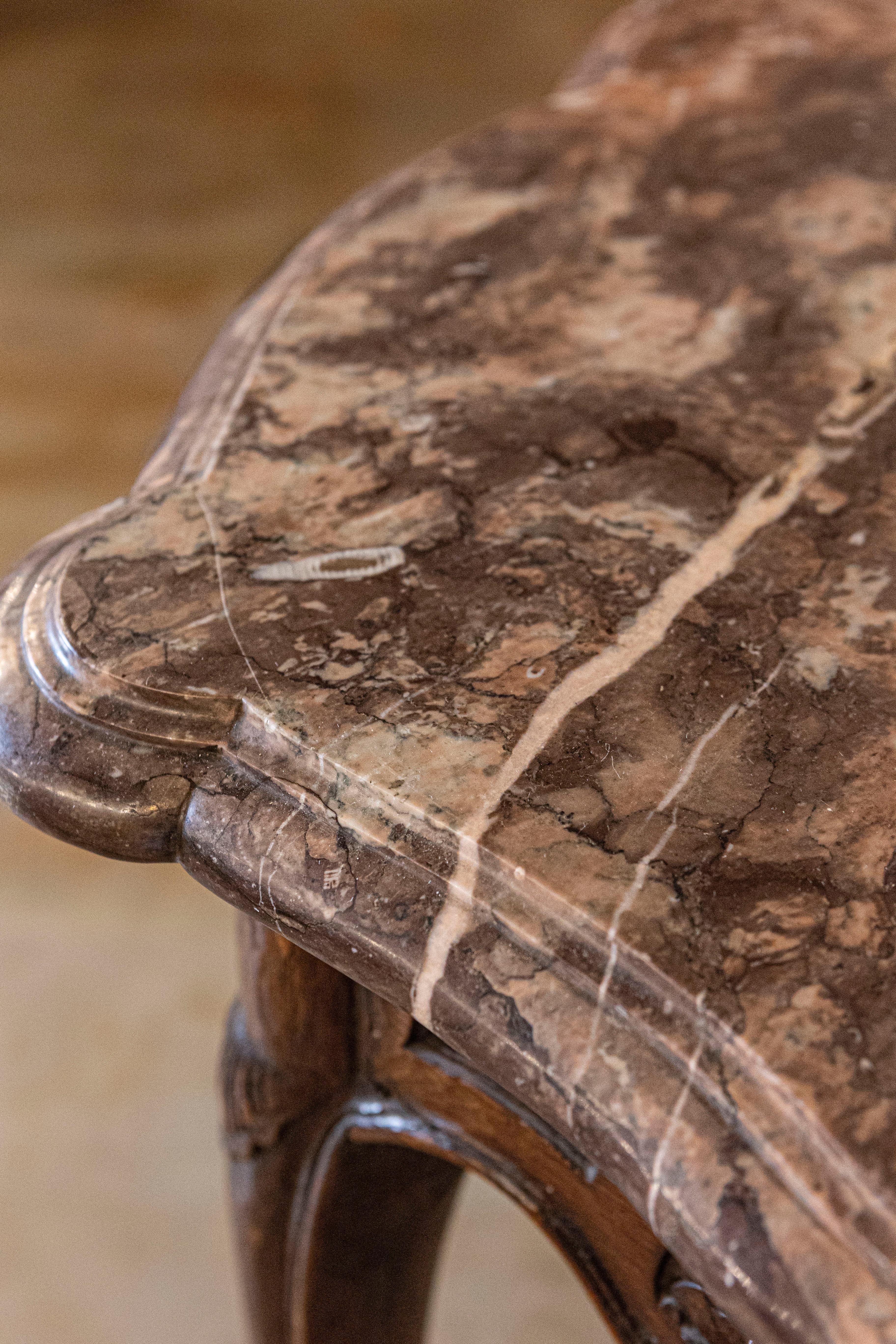 French 1720s Régence Period Walnut Console Table with Original Marble Top In Good Condition For Sale In Atlanta, GA