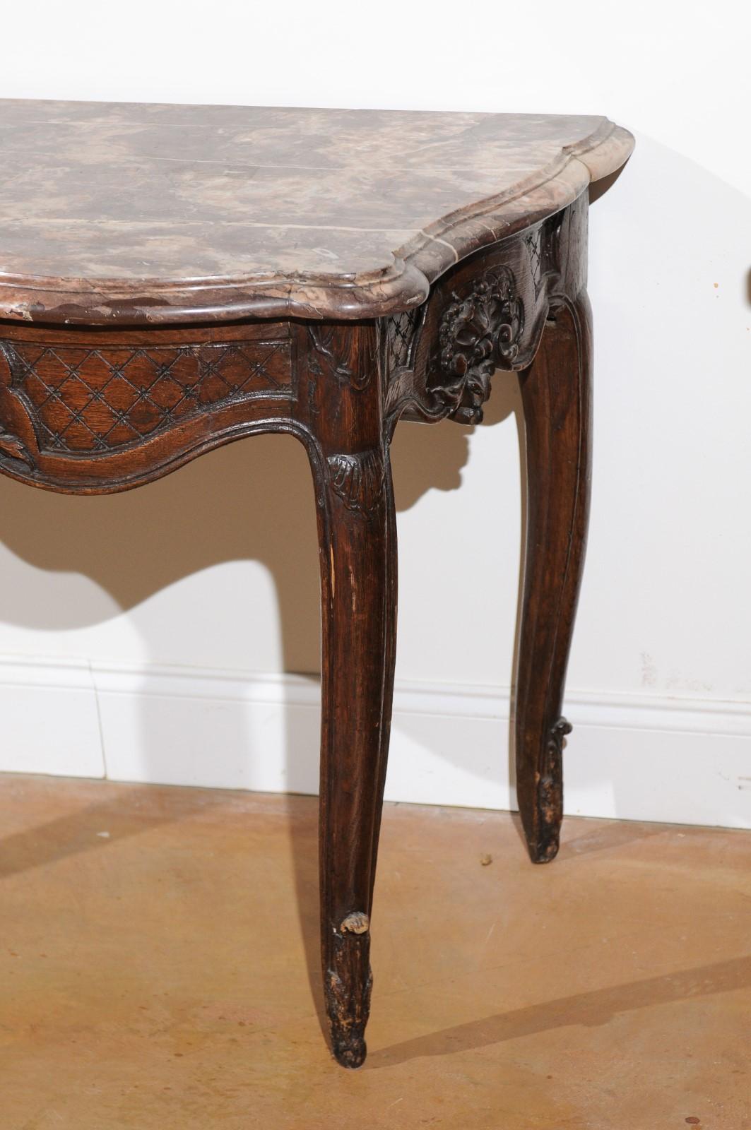 Noyer Table console en noyer de la période Régence des années 1720 avec dessus en marbre d'origine en vente