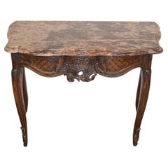 Tavolo consolle in noce francese del periodo Régence del 1720 con piano in marmo originale