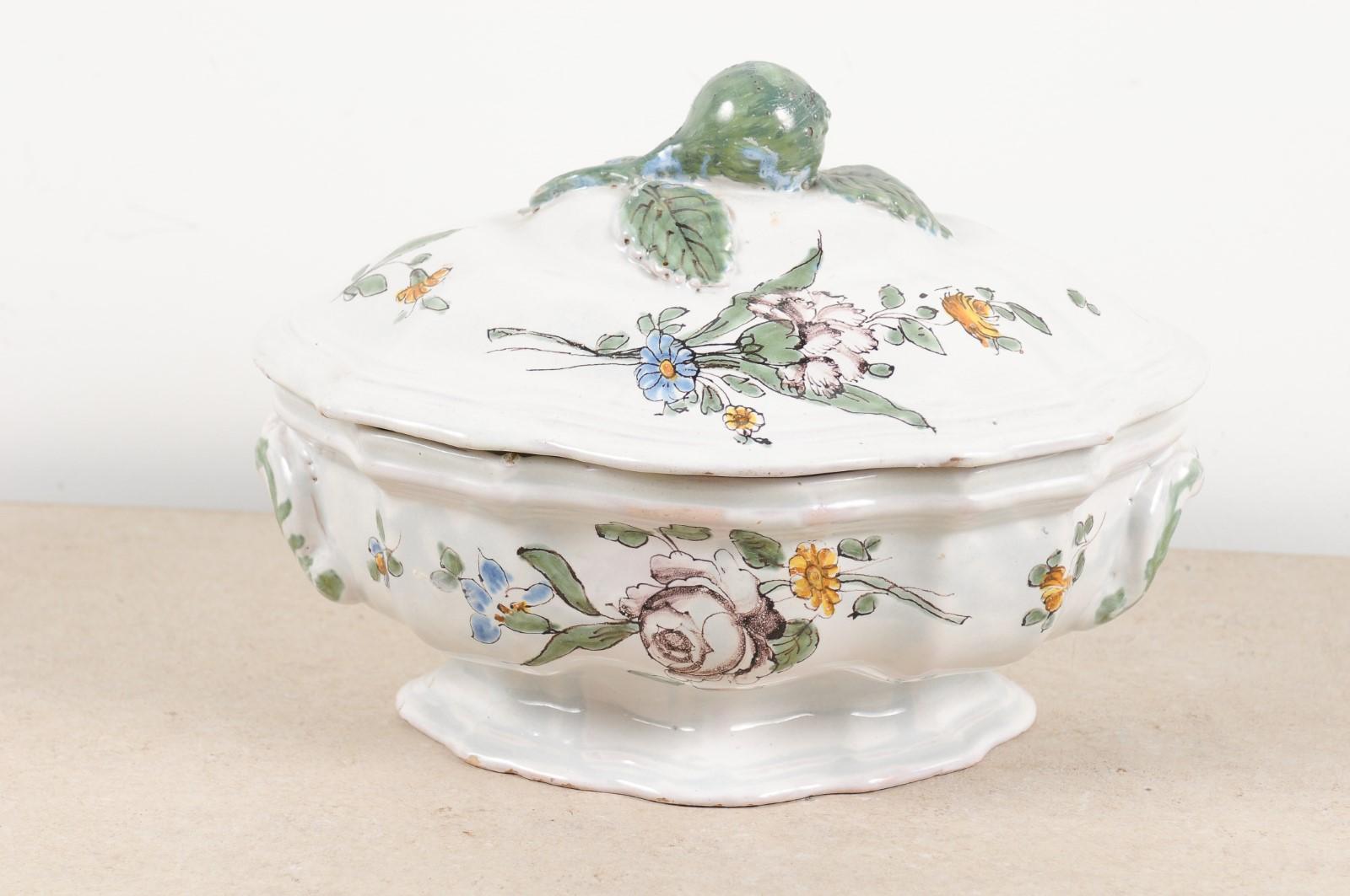 French 1750s Faience Oval Shaped Soup Tureen from Bordeaux with Floral Decor 1