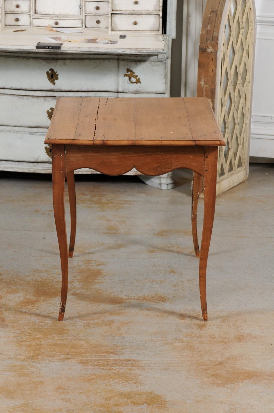 18th Century French 1750s Louis XV Period Cherry Table with Single Drawer and Scalloped Apron