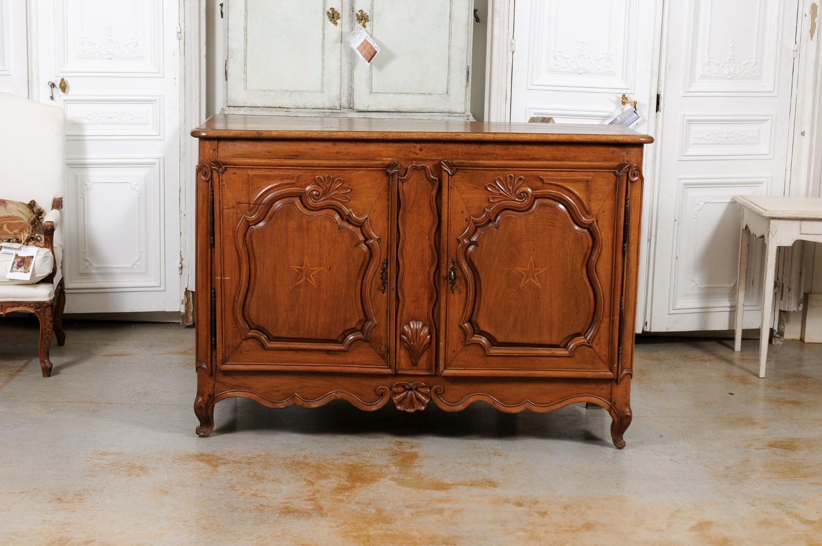 French 1750s Louis XV Period Walnut Buffet with Star Inlay and Carved Shells For Sale 8