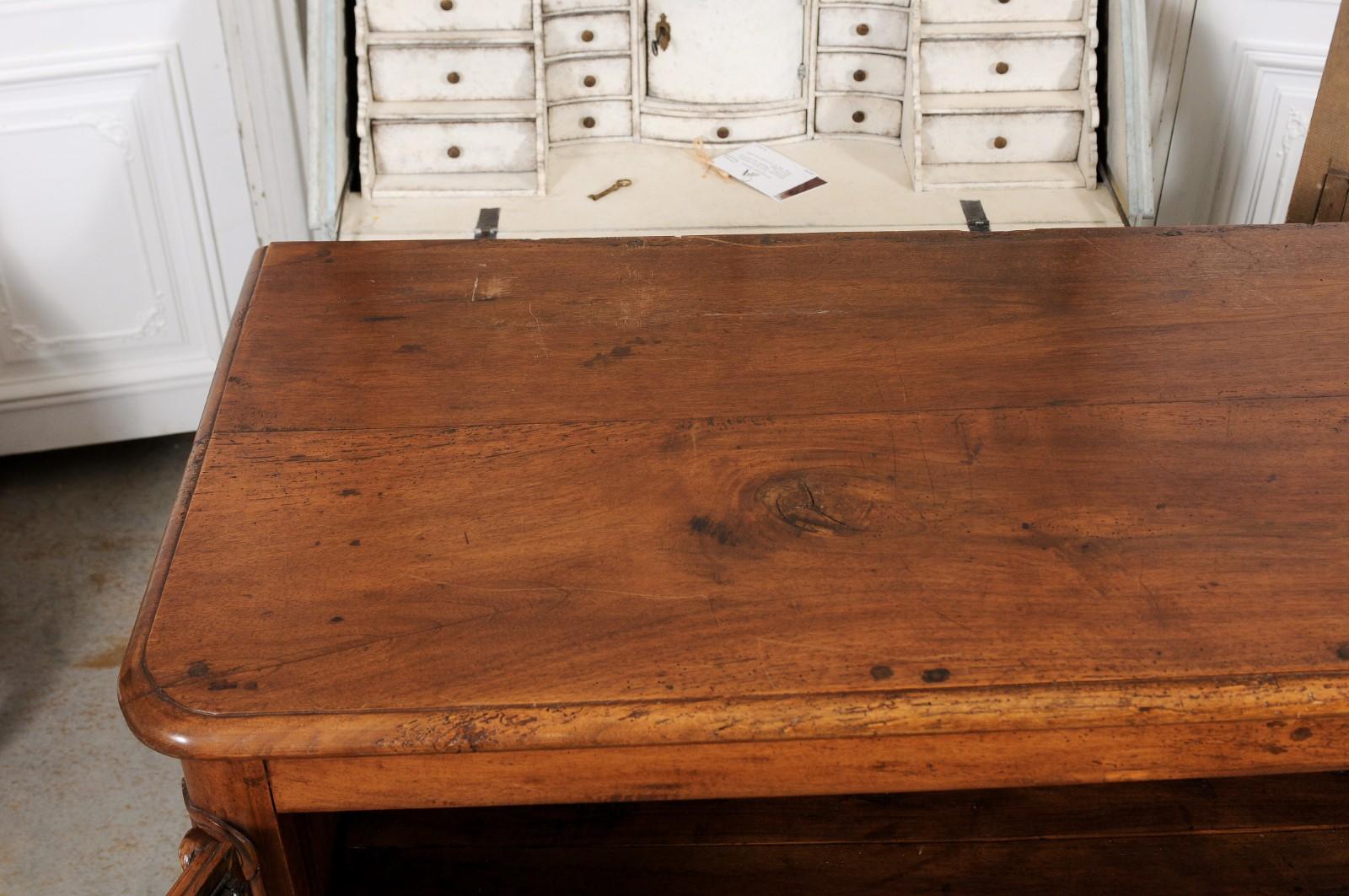 French 1750s Louis XV Period Walnut Buffet with Star Inlay and Carved Shells 11