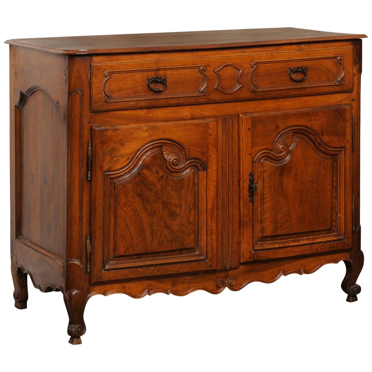 French 1750s Louis XV Walnut Provençal Buffet with Single Drawer and Two Doors