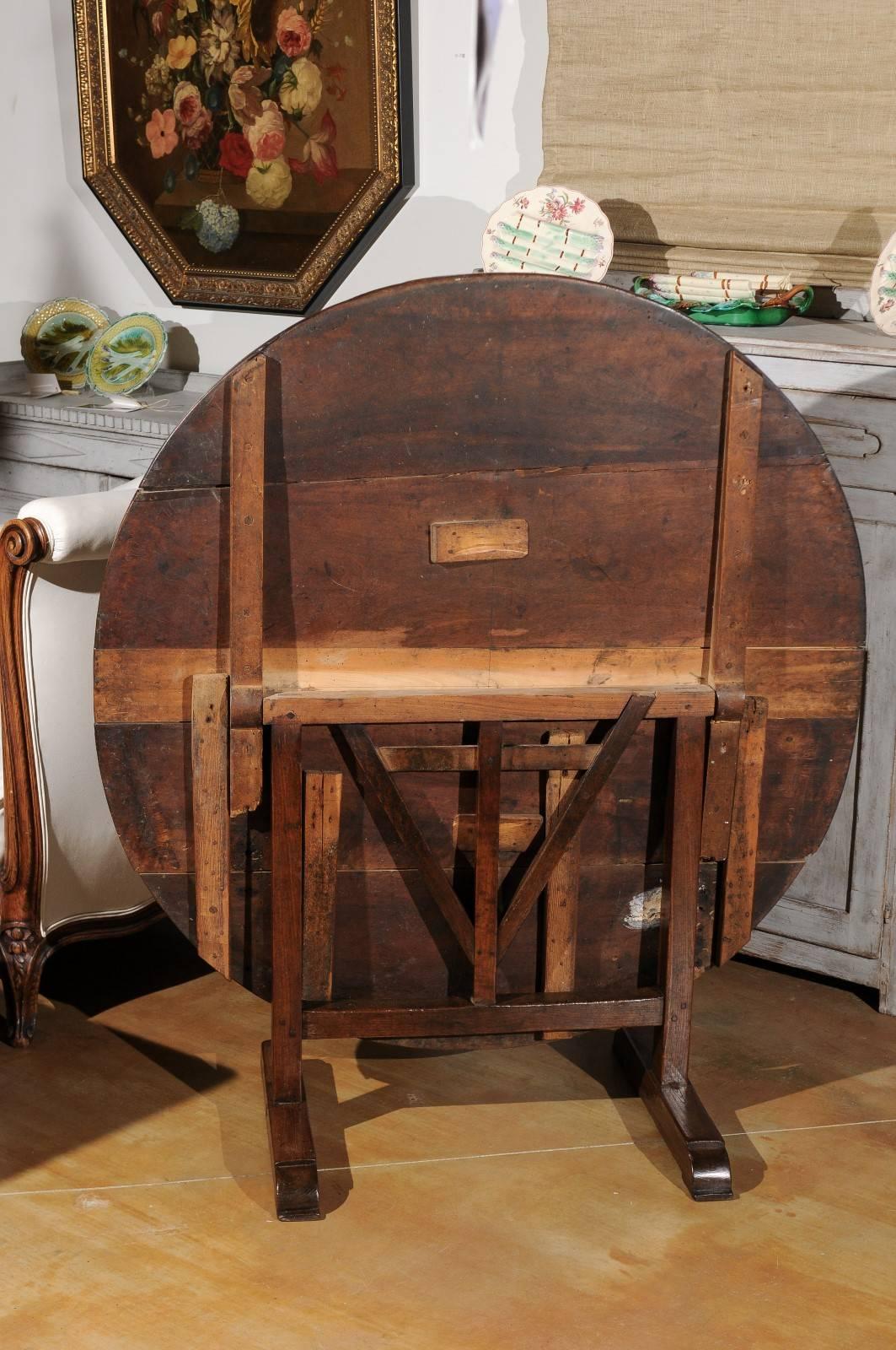 French 1750s Round Tilt-Top Wine Tasting Table with Trestle Base and Wedge 1