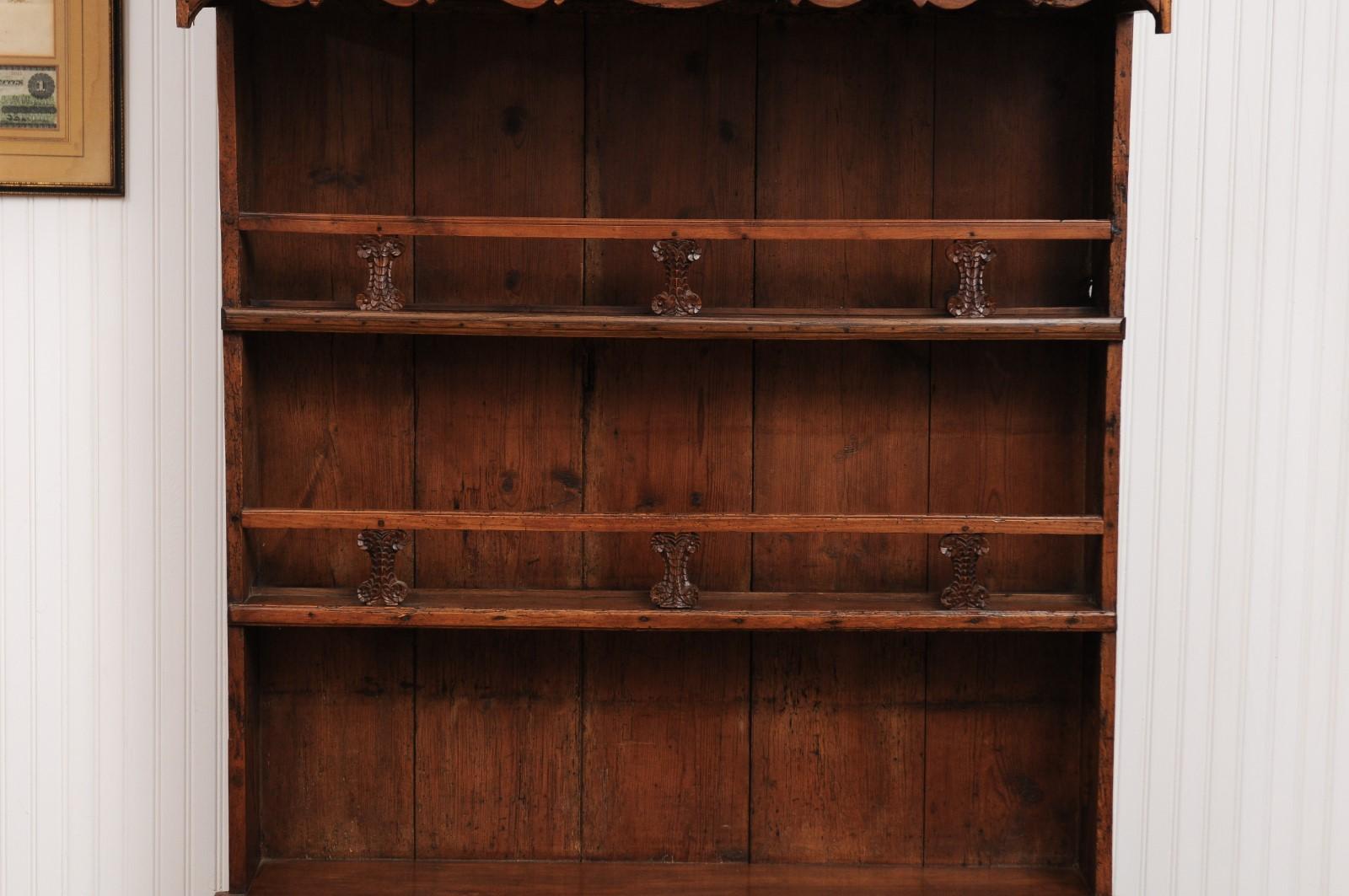 French 1780s Walnut Égouttoir Cabinet with Small Doors, Chicken Wire and Shelves 1