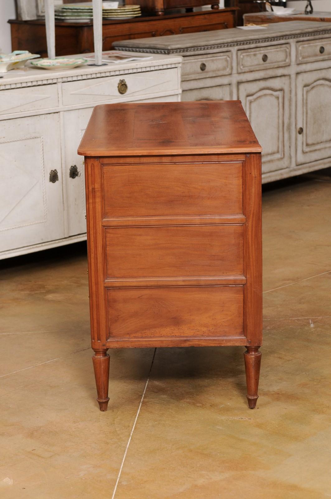 French 1790s Louis XVI Period Cherry Three-Drawer Commode with Fluted Side Posts For Sale 3