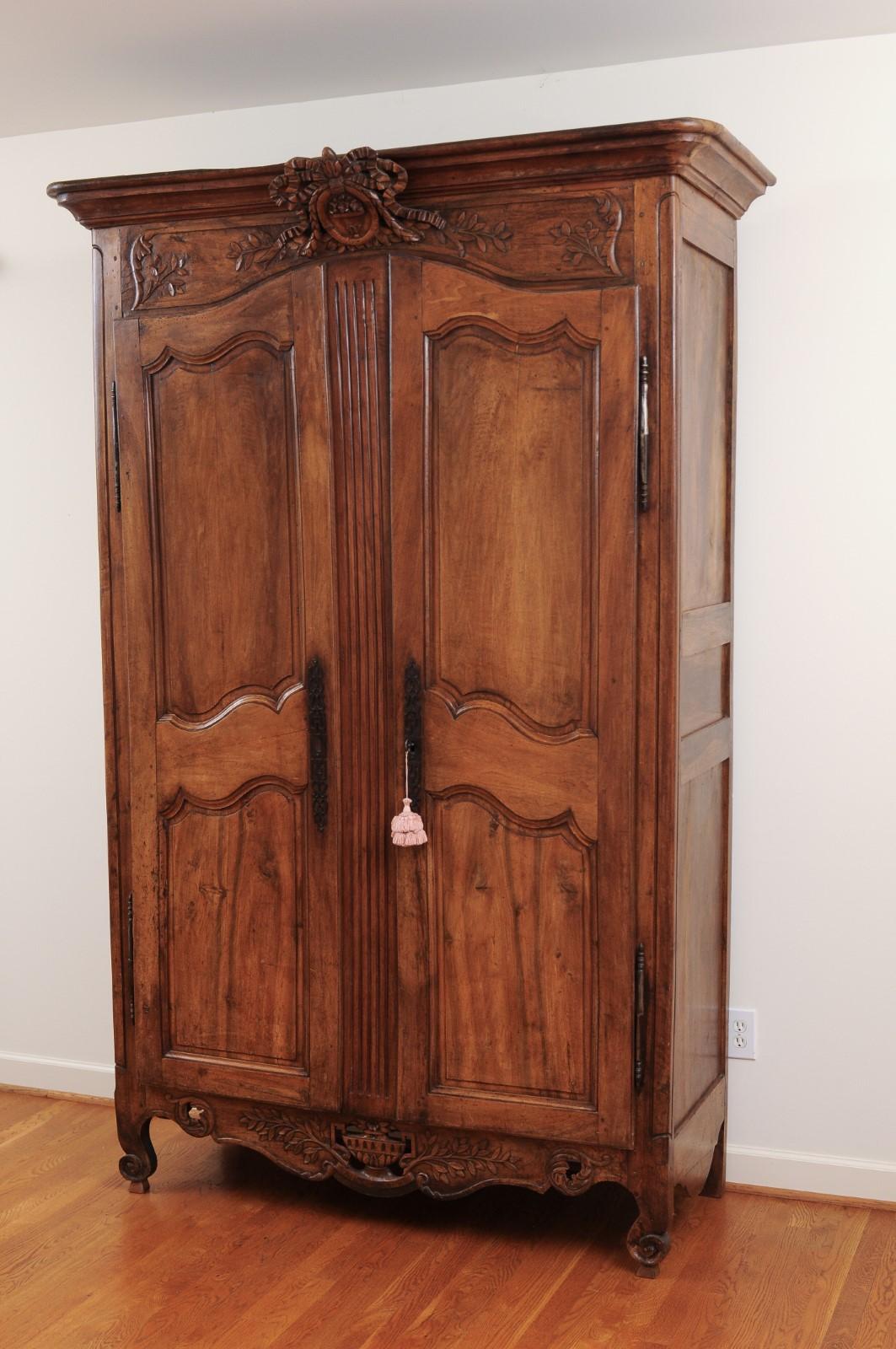 French 1790s Transition Walnut Armoire with Ribbon-Carved Crest and Apron 1
