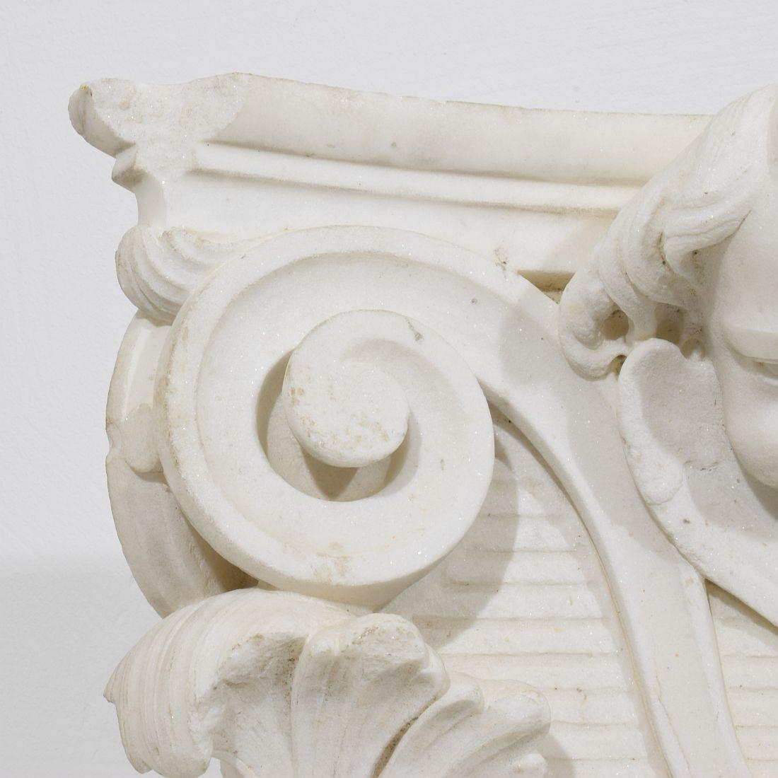 French, 17th / 18th Century, Carved White Marble Capital With Angel Head For Sale 7