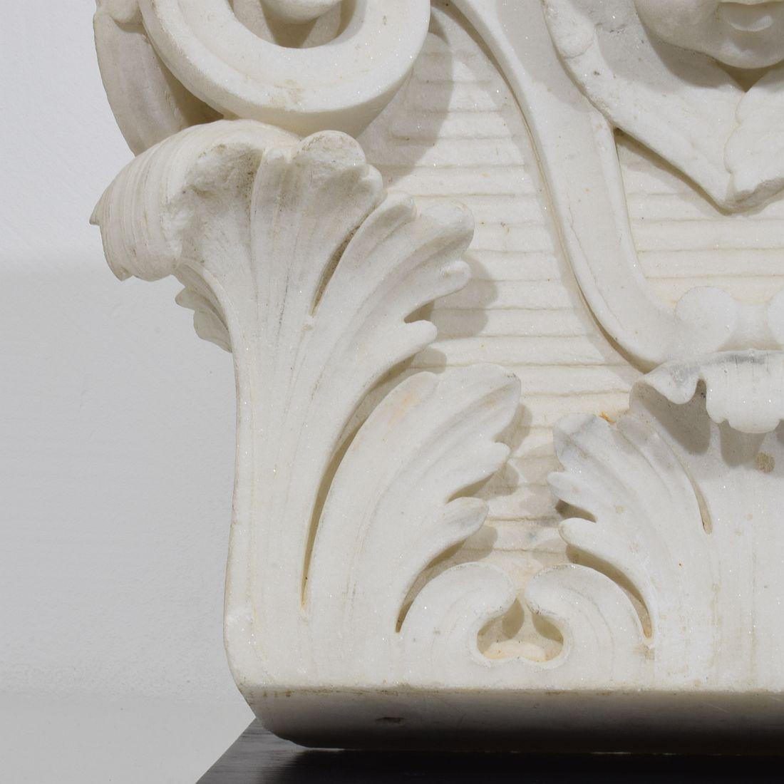 French, 17th / 18th Century, Carved White Marble Capital With Angel Head For Sale 8