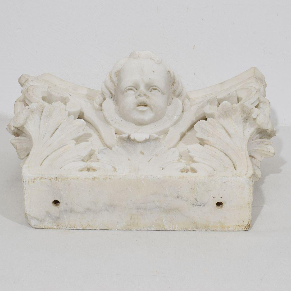 French, 17th / 18th Century, Carved White Marble Capital With Angel Head For Sale 14