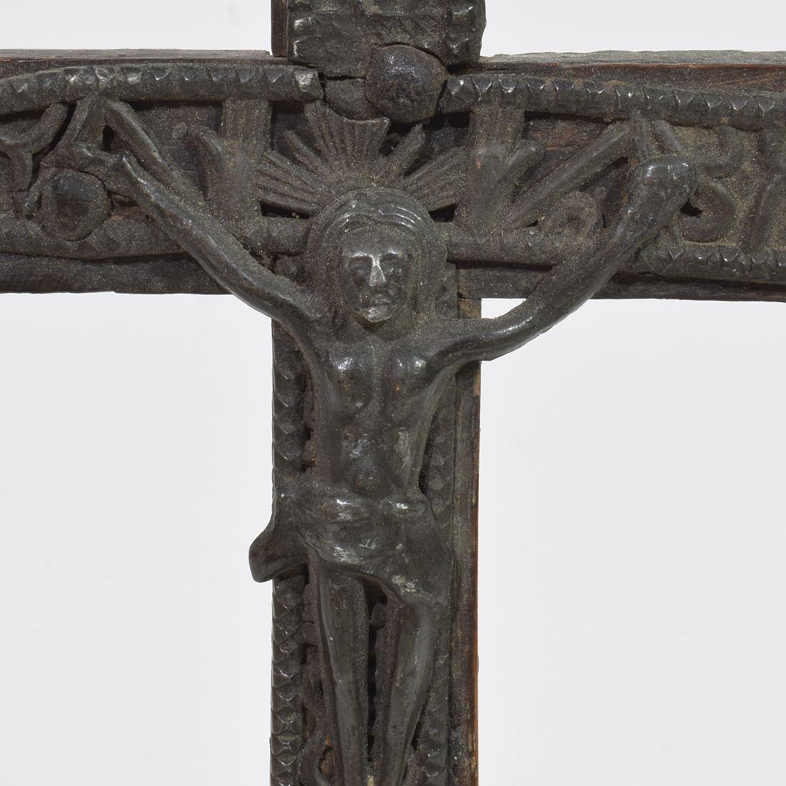 French 17th / 18th Century Small Pewter Christ Figure On A Wooden Cross 8