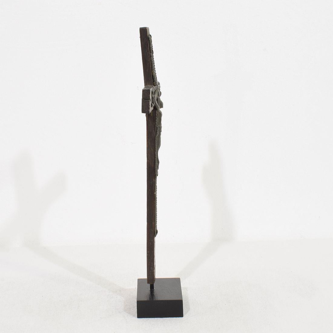 Hand-Crafted French 17th / 18th Century Small Pewter Christ Figure On A Wooden Cross For Sale